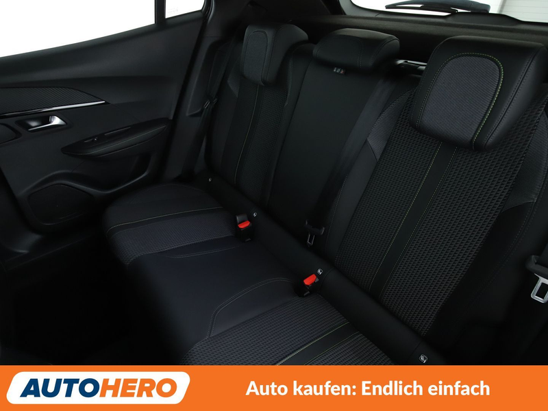Peugeot e-2008 electric drive 100 kW e GT Aut.*NAVI*CAM*TEMPO* — photo 14