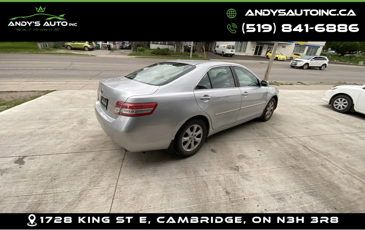Toyota Camry fotografie Toyota Camry