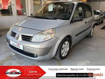 2 1.5 DCI 80CV CONFORT/ CLIM / FEUX AUTO / RADIOCD/ DISITRIBUTION NEUVE