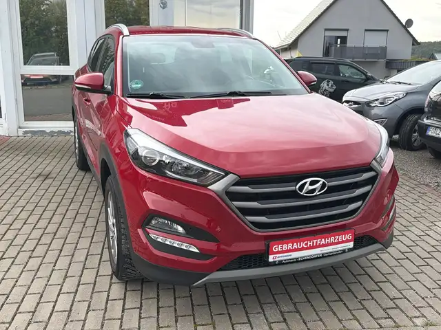 Hyundai TUCSON 1.6 T-GDi Trend *Klima-AT*Navi*AHK*