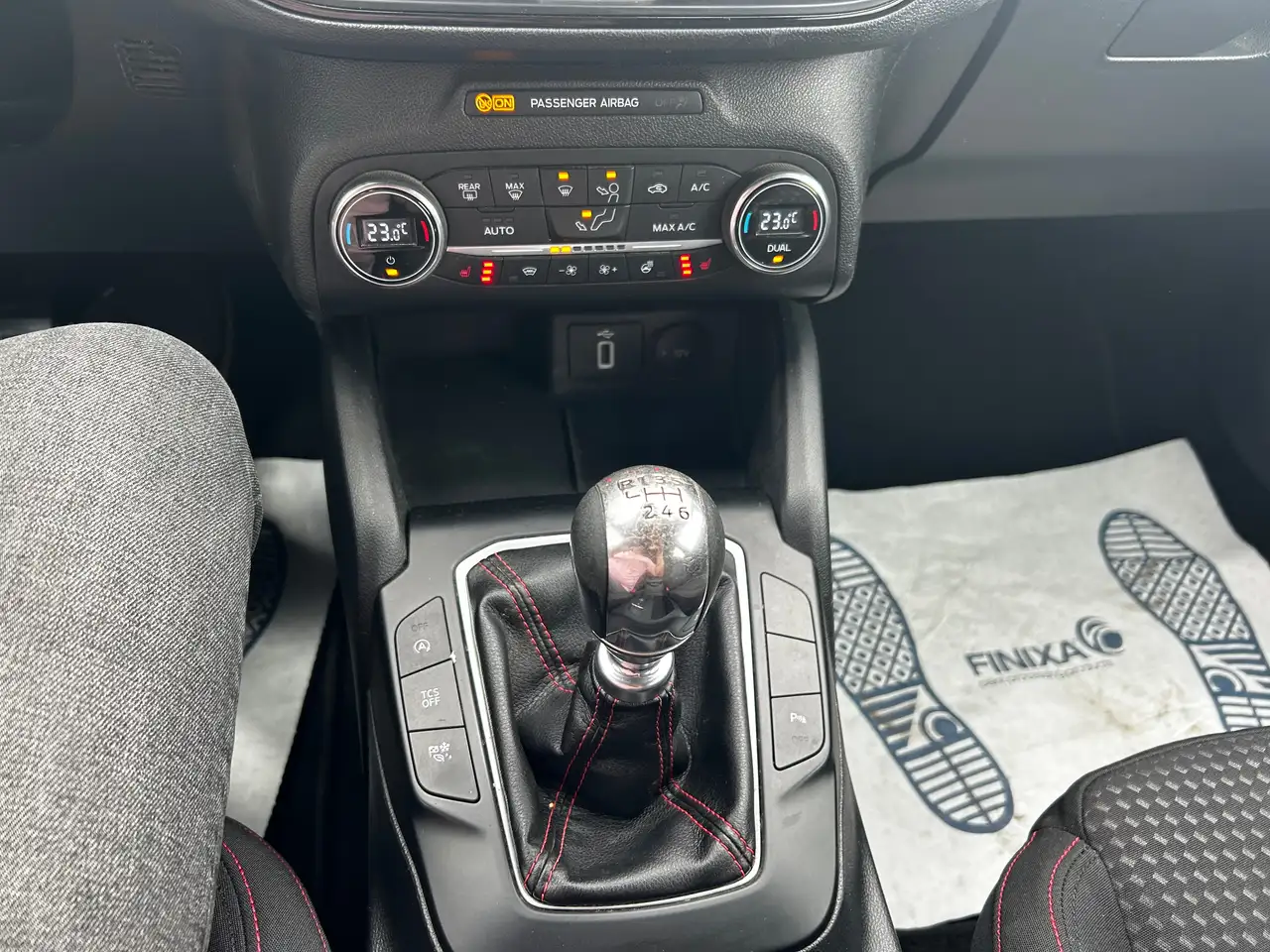 Ford Focus 1.5 EcoBoost ST Line°GPS° CAR_PLAY ° BLUETOOTH °, миниатюра 14