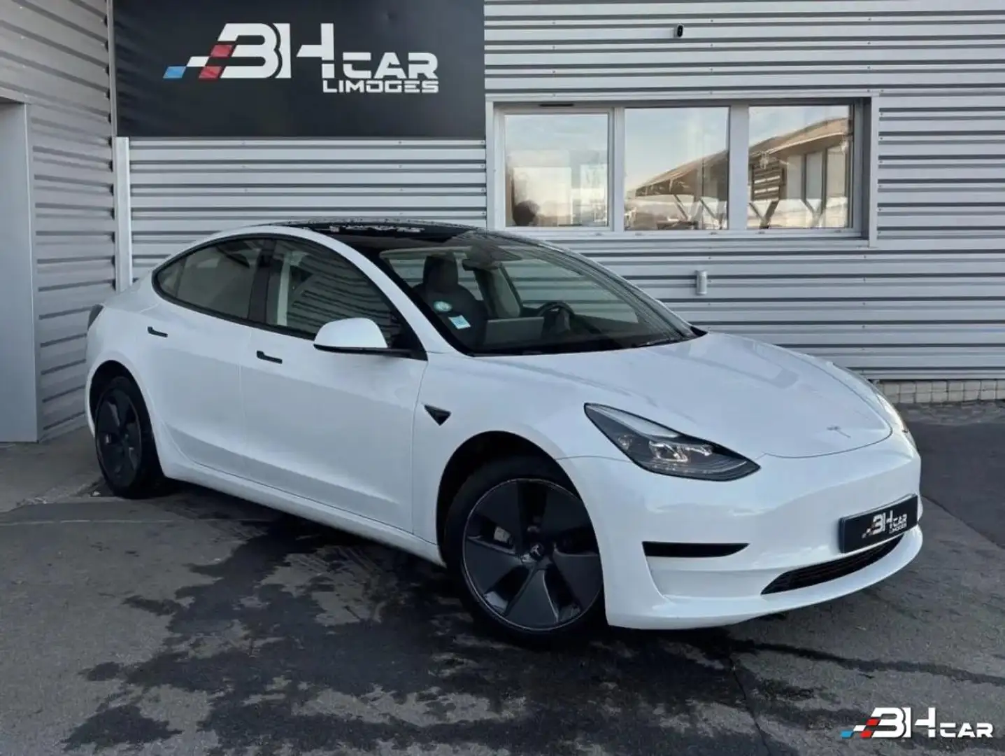 Tesla Model 3 Standard Plus TVA récupérable Noir - 1