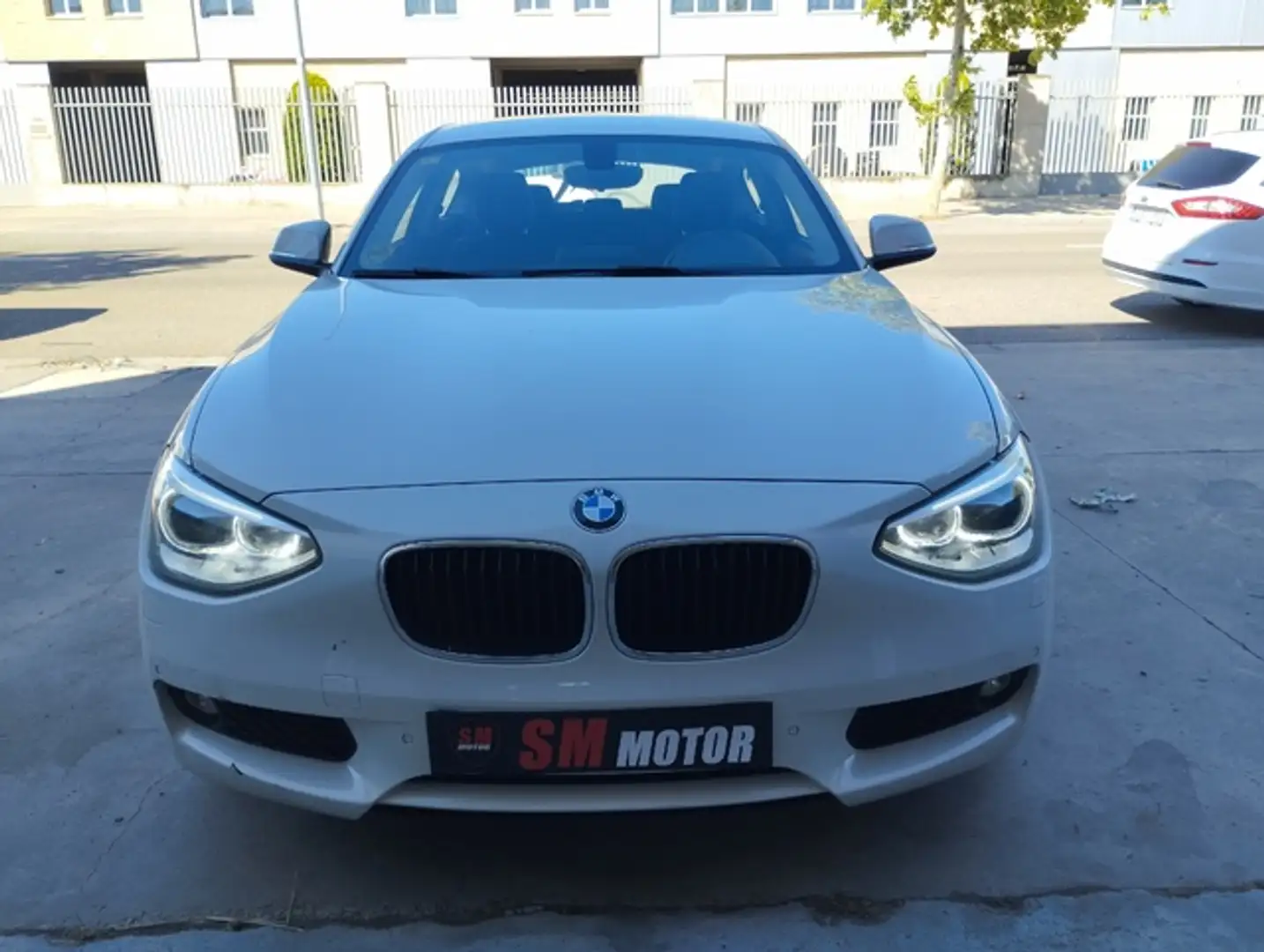 BMW 116 116d Blanco - 2