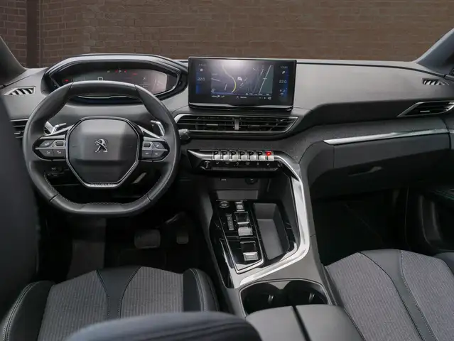 Peugeot 3008 view 11
