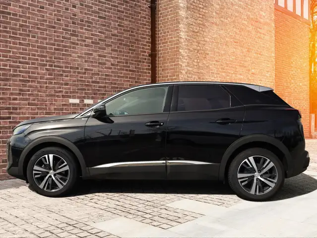 Peugeot 3008 view 3