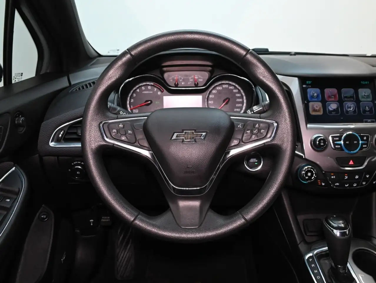 Chevrolet Cruze снимка Chevrolet Cruze