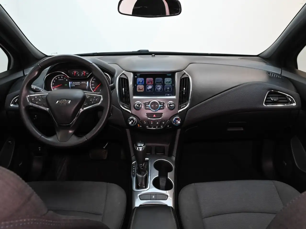 Chevrolet Cruze снимка Chevrolet Cruze