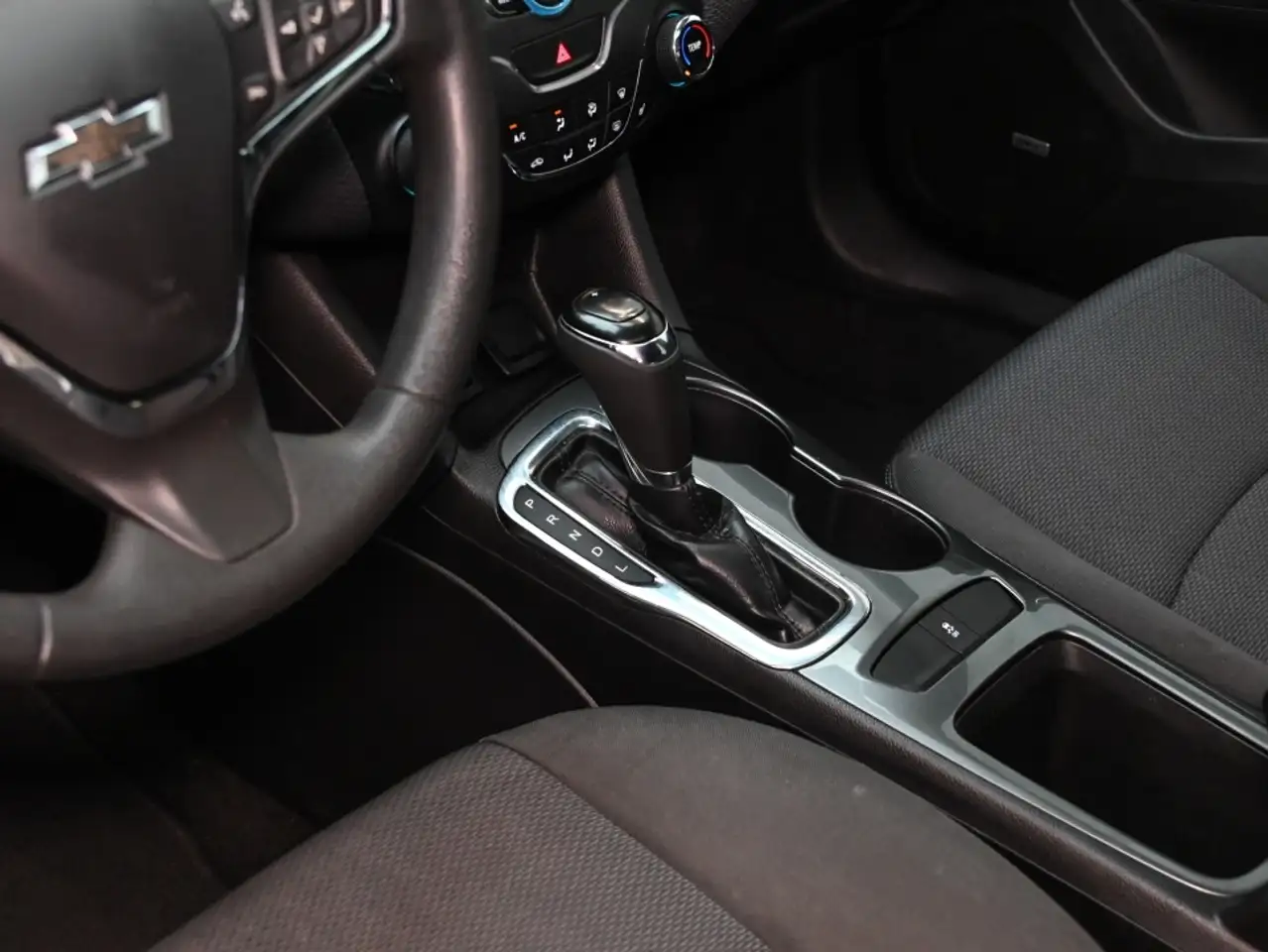 Chevrolet Cruze снимка Chevrolet Cruze