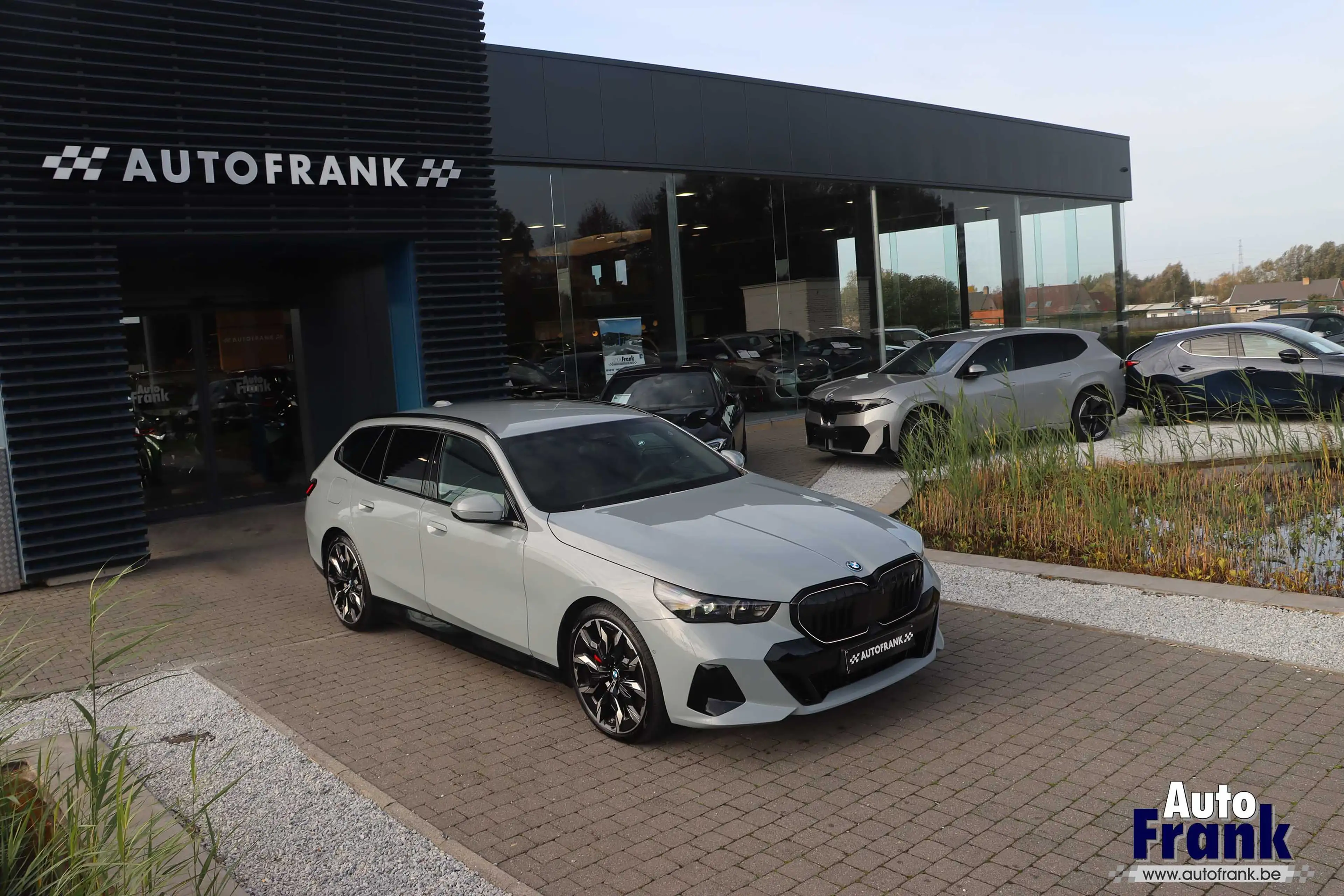 BMW i5 40 / TOURING / 4X4 / M-SPORT-PRO / 21" / SUSP PRO / DRIV PRO / B&W — photo 10