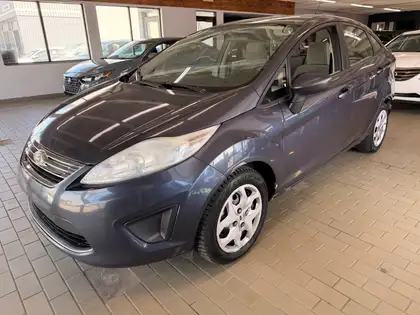 Gray 2012 Ford Fiesta SE Sedan Front-Wheel Drive 5-Speed Manual