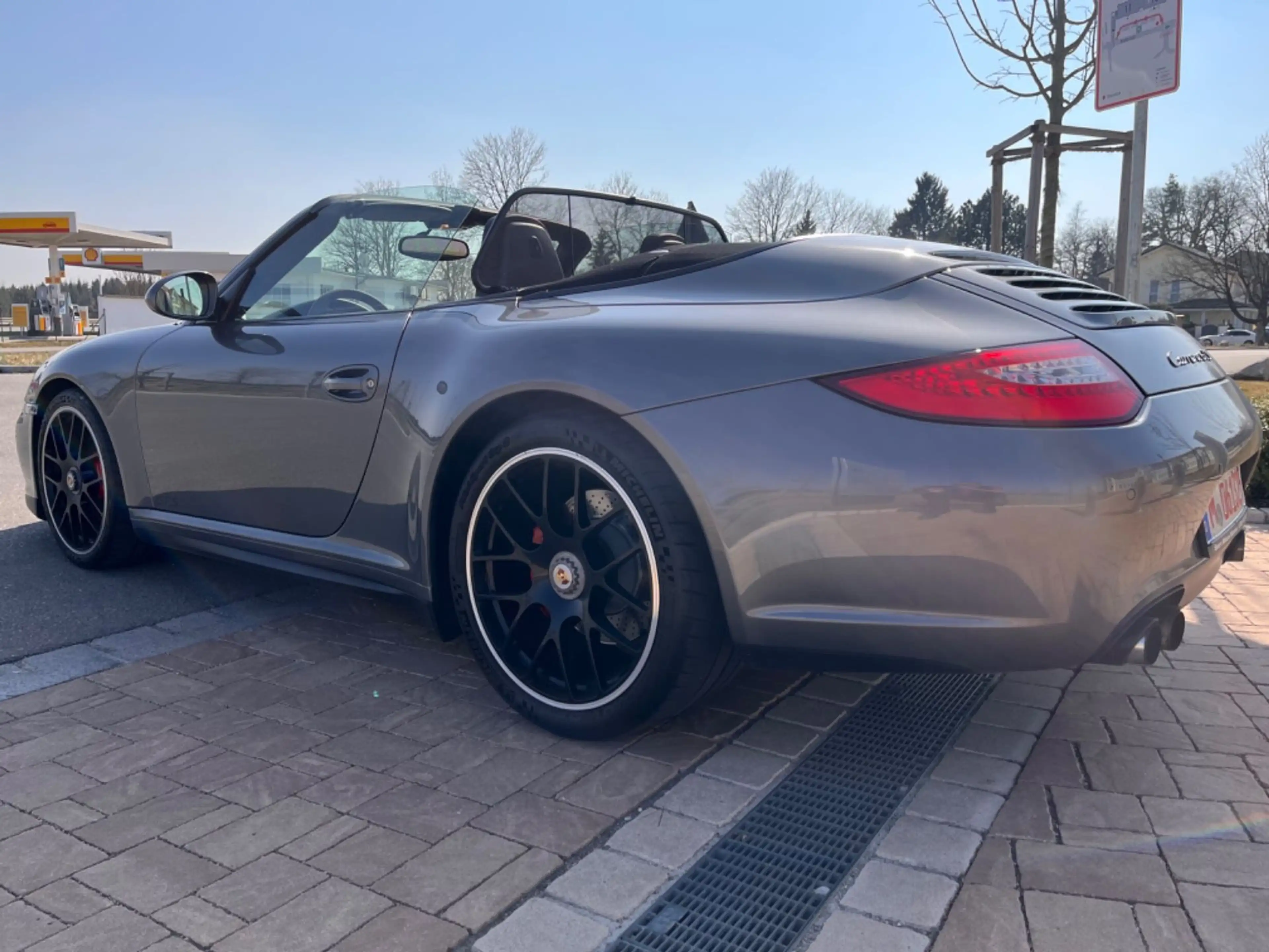 Porsche 997 911 GTS Cabrio PDK NAVI Zentralverschluss — photo 4
