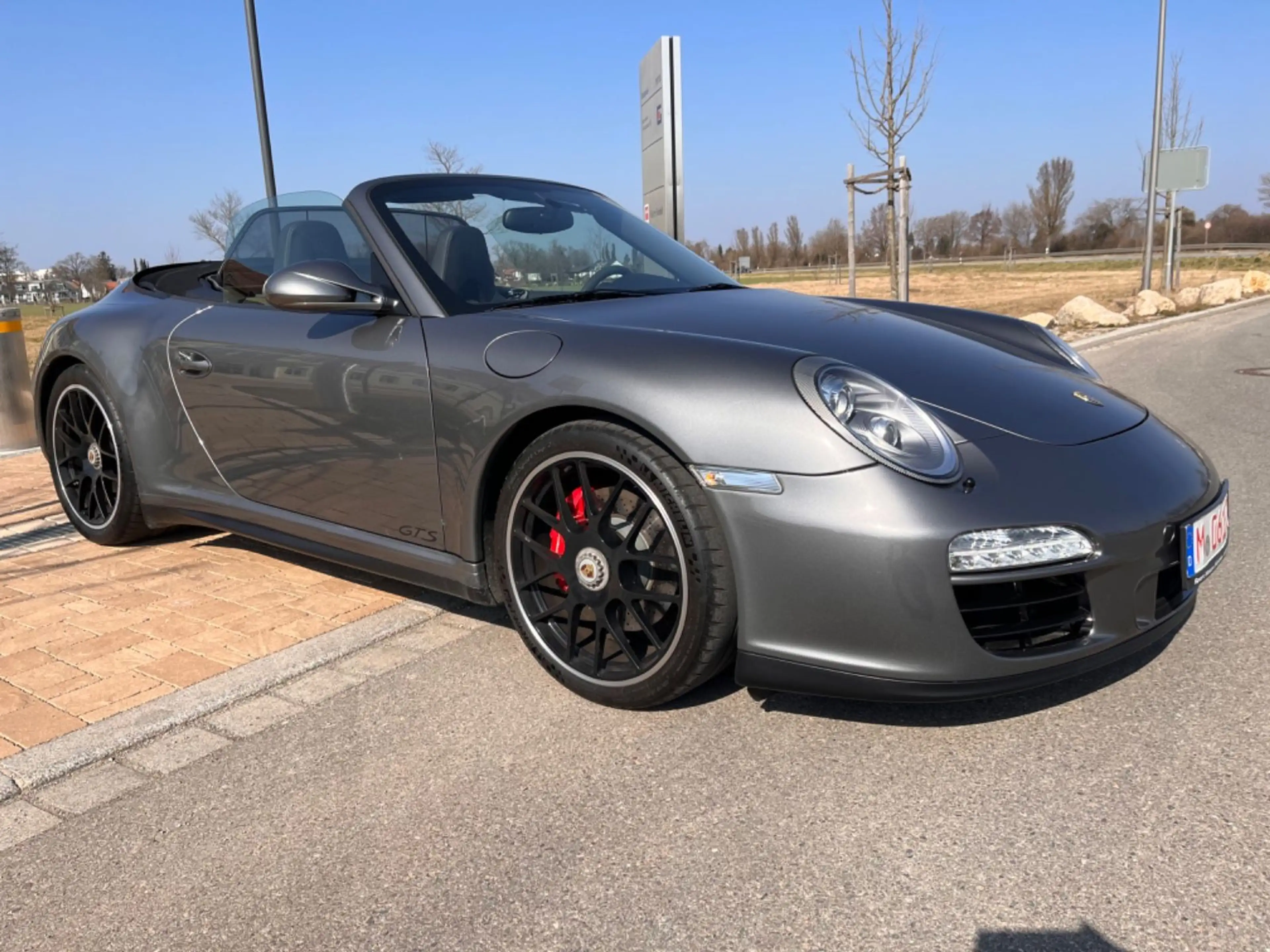 Porsche 997 911 GTS Cabrio PDK NAVI Zentralverschluss — photo 9