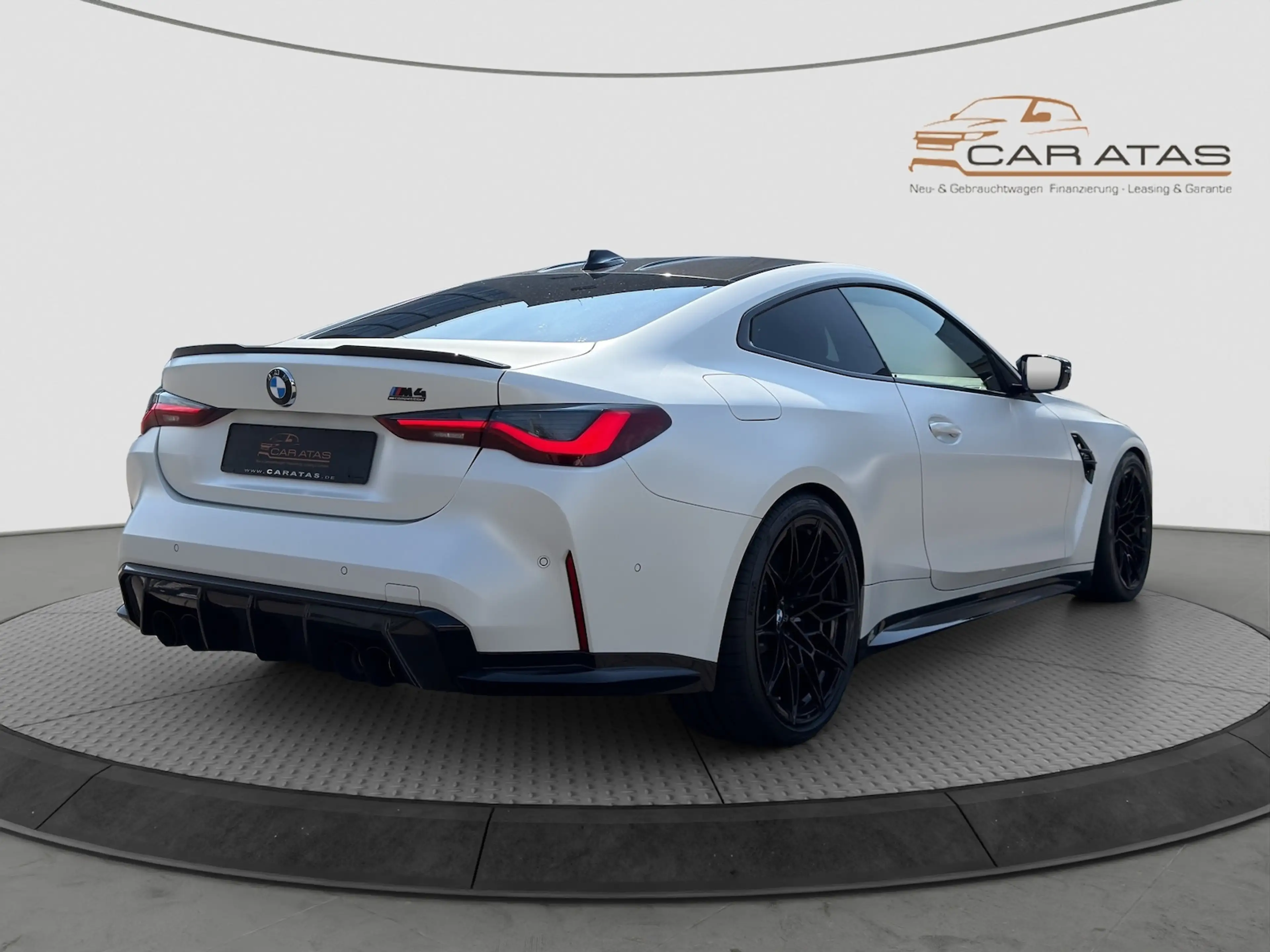 BMW M4 Competition H&K FROZEN WHITE CARBON ASR ABGAS — photo 8