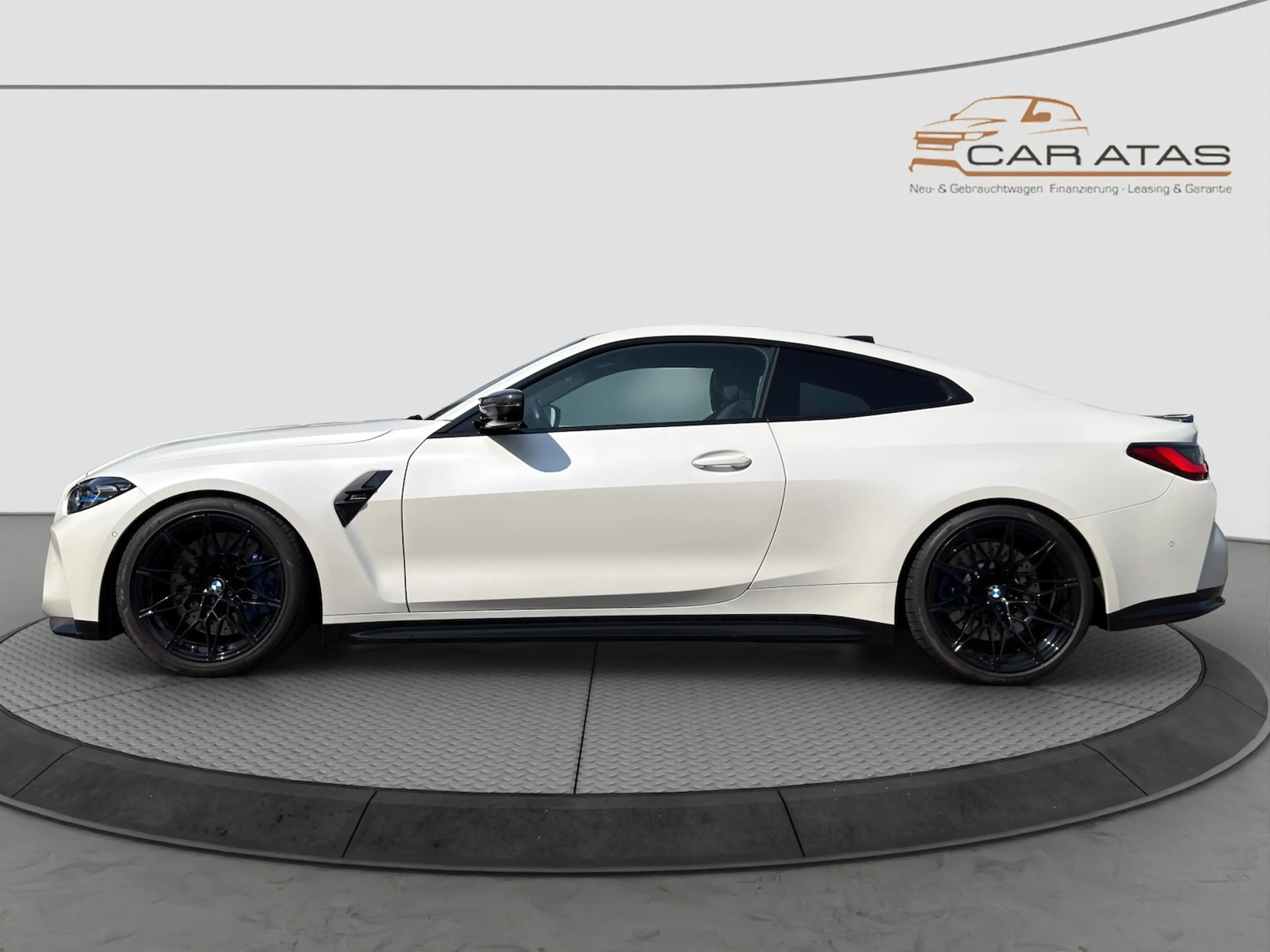 BMW M4 Competition H&K FROZEN WHITE CARBON ASR ABGAS — photo 5