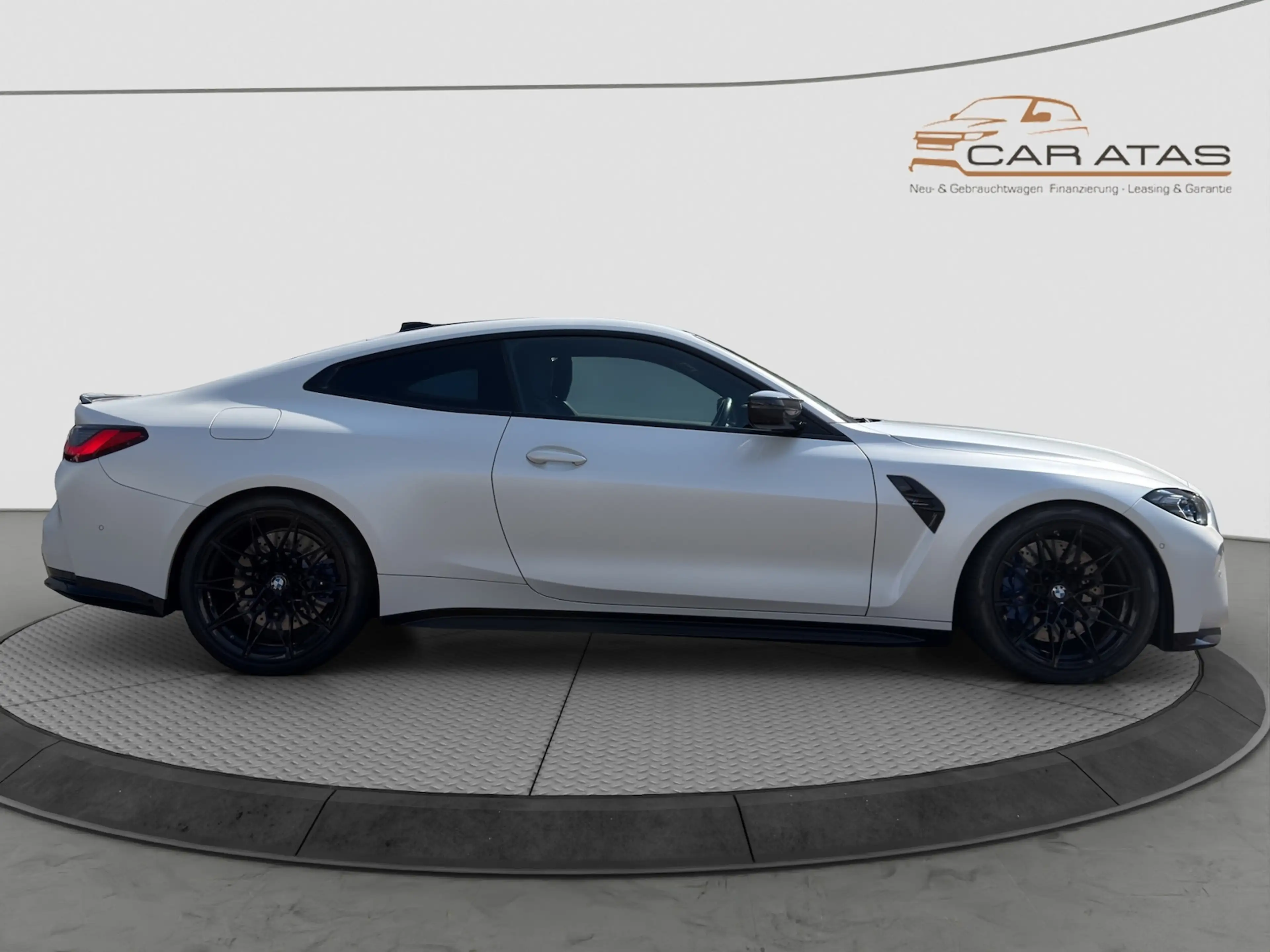 BMW M4 Competition H&K FROZEN WHITE CARBON ASR ABGAS — photo 9