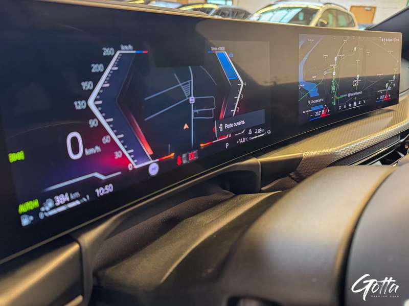 Photo du véhicule BMW 330