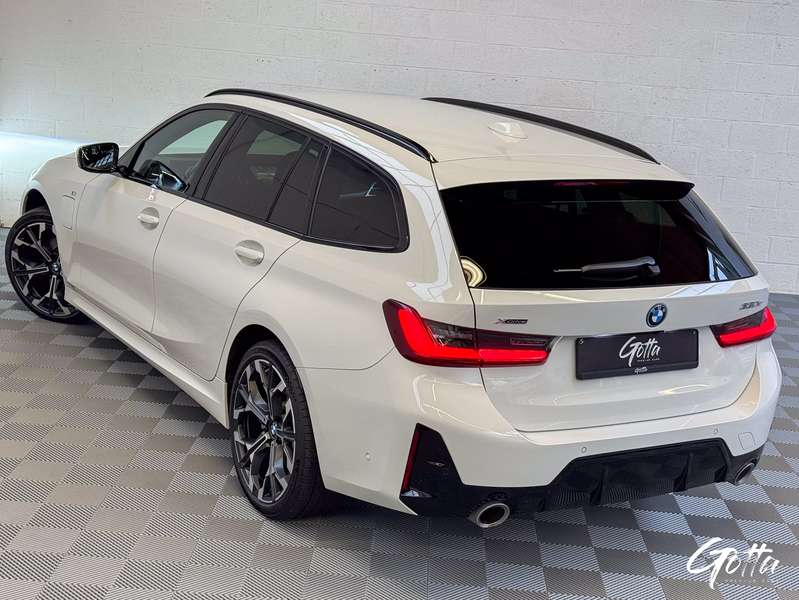 Photo du véhicule BMW 330