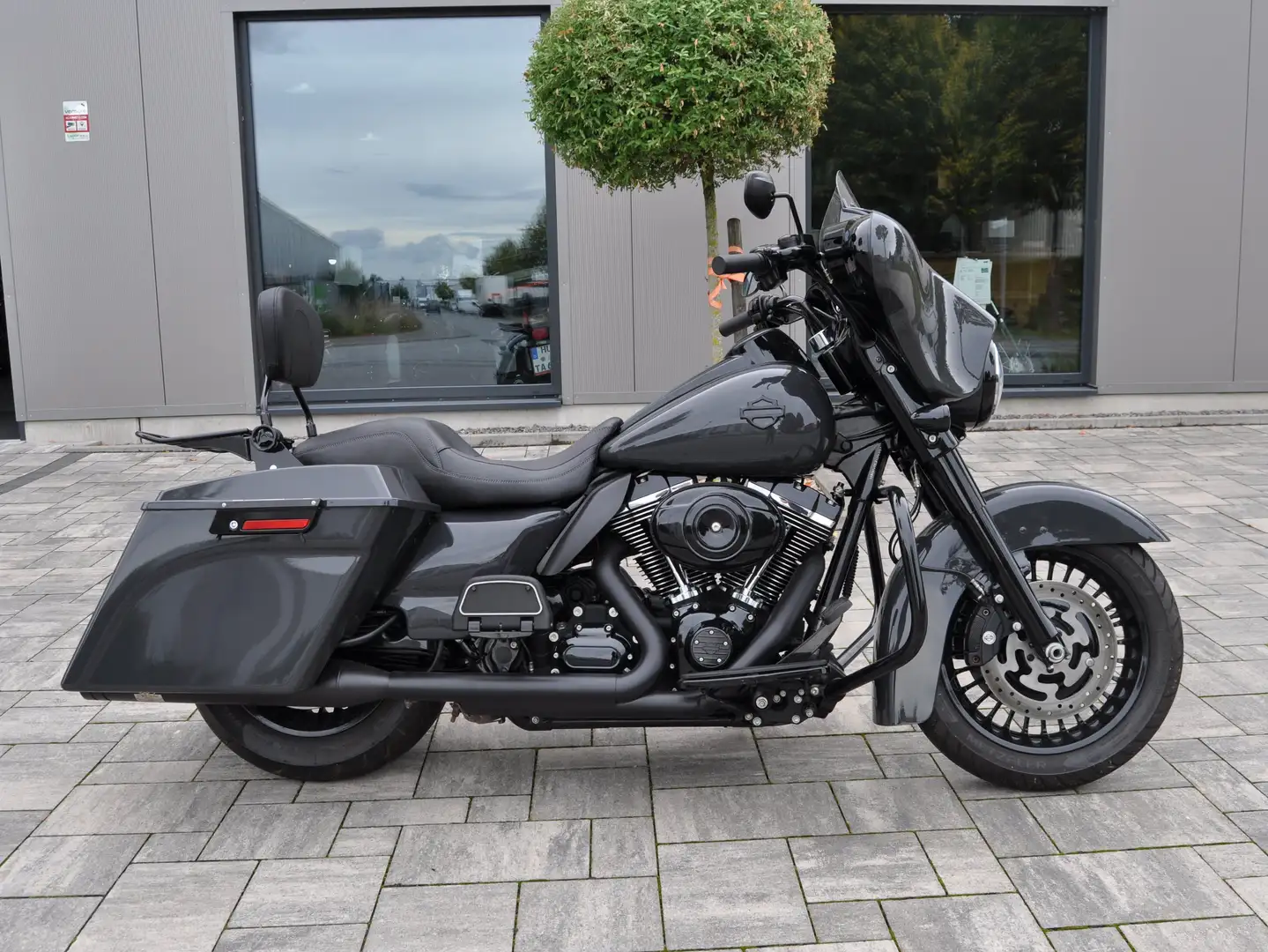 Harley-Davidson Street Glide ABS-103 CUI-mit Jekill Anlage--Top Zustand Grau - 1