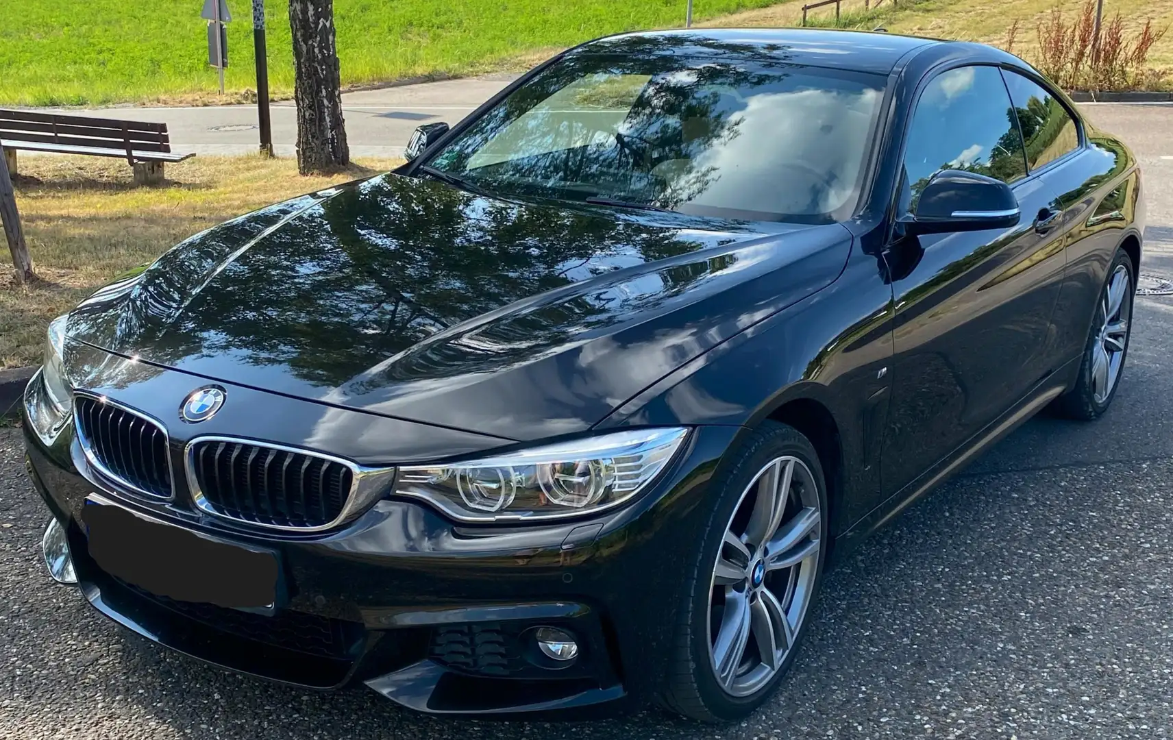 BMW 435 4er Coupe 435i Coupe xDrive M Sportpaket Black - 1