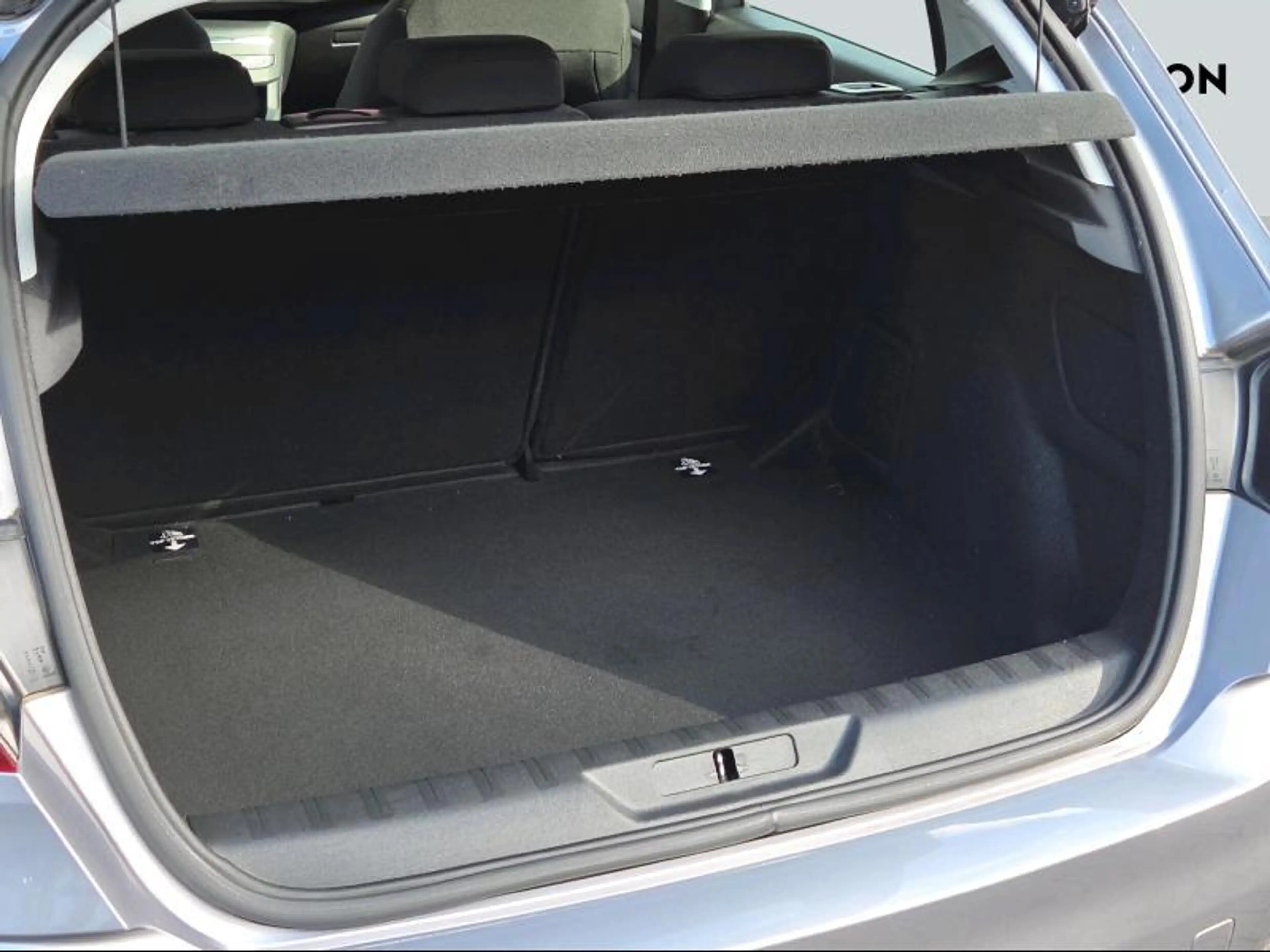 Peugeot 308 Active 1.2i 130pk automaat - PDC360 - Carplay - LE — photo 11