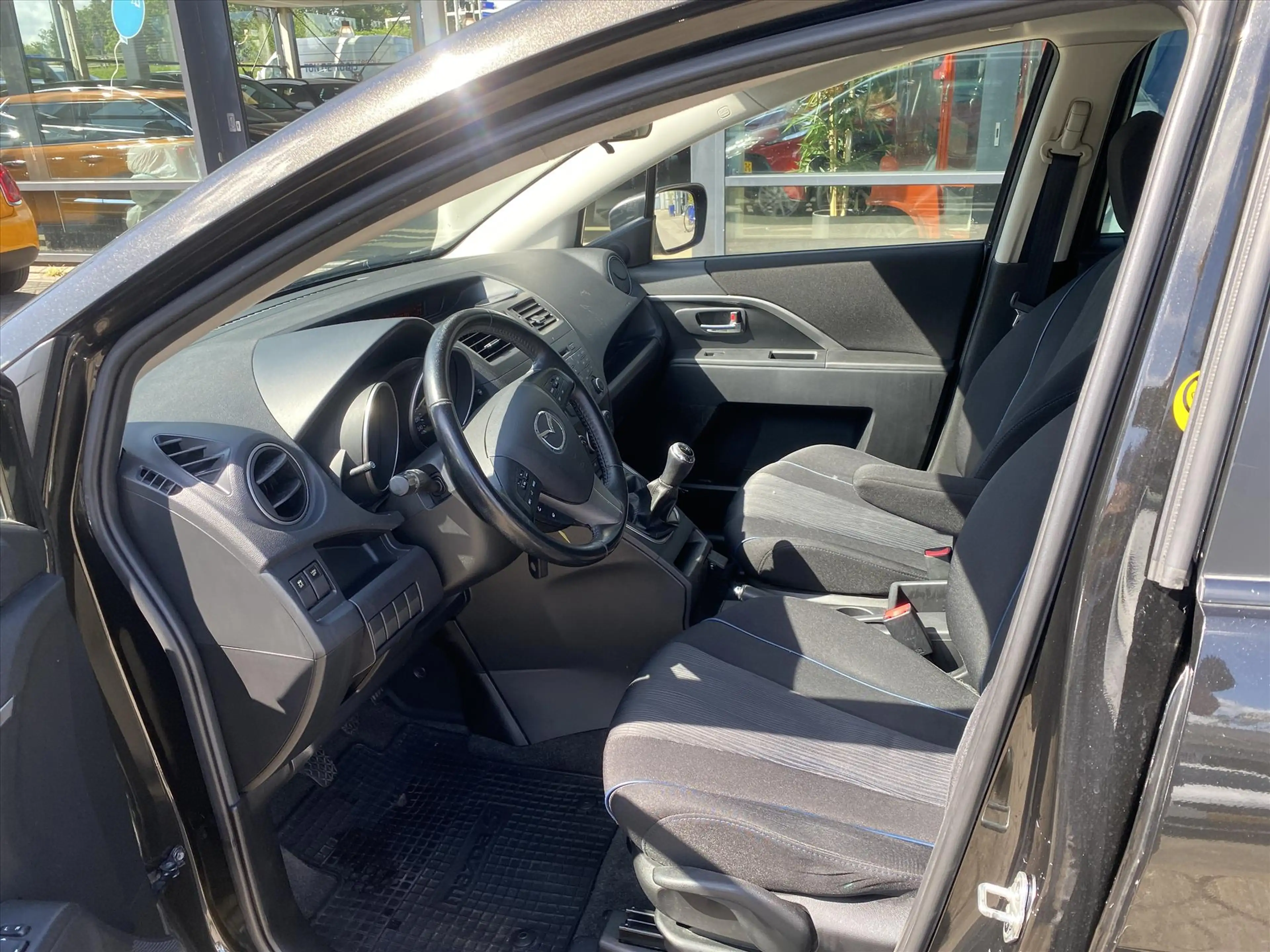 Mazda 5 2.0 144pk Aut — photo 9