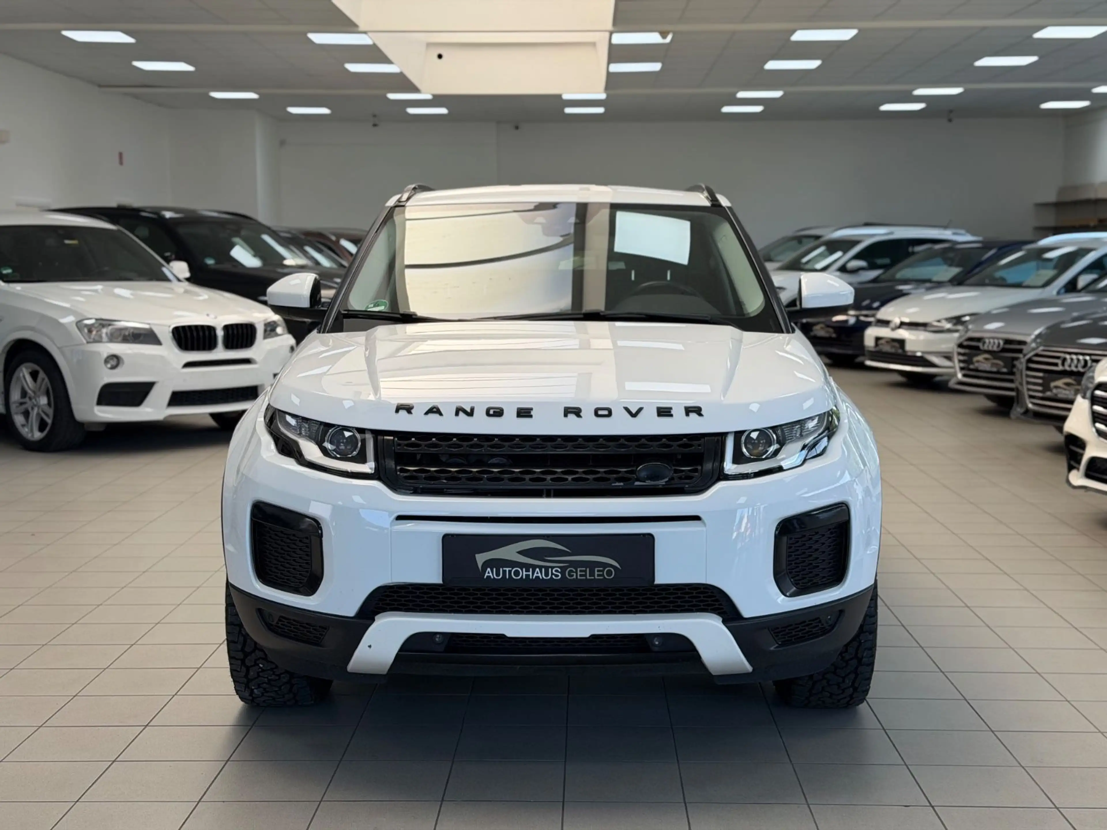 Land Rover Range Rover Evoque Pure / AHK / KAMERA / — photo 2