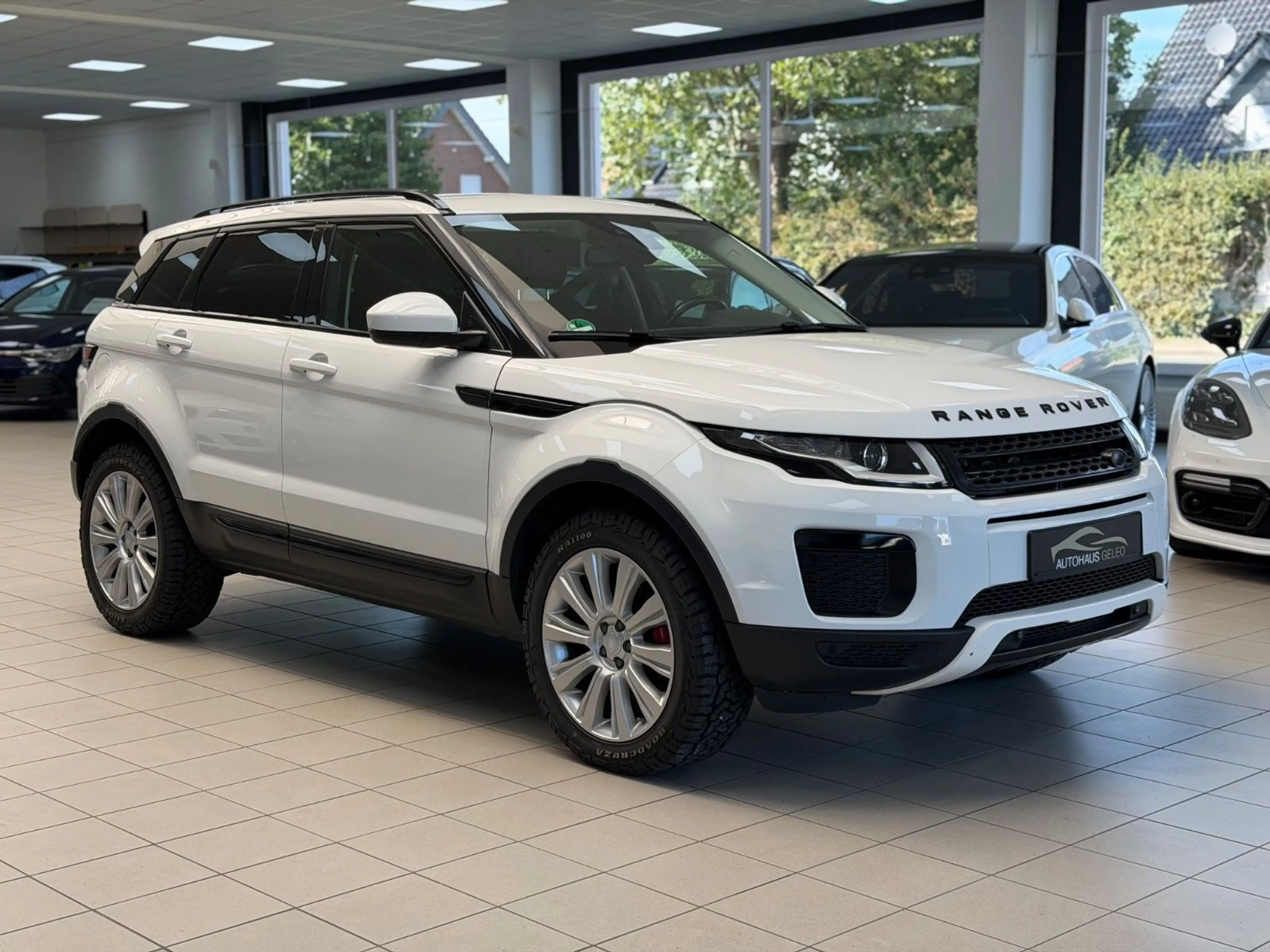 Land Rover Range Rover Evoque Pure / AHK / KAMERA / — photo 7