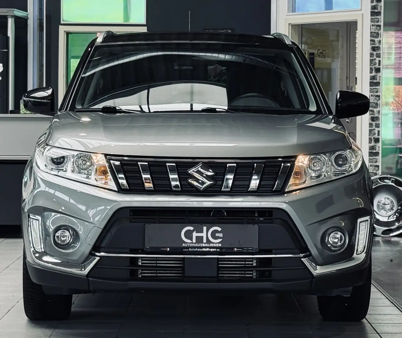 Suzuki Vitara 1.4 S 4x4 BoosterJet KAMERA|SHZ|ACC| Grau - 2