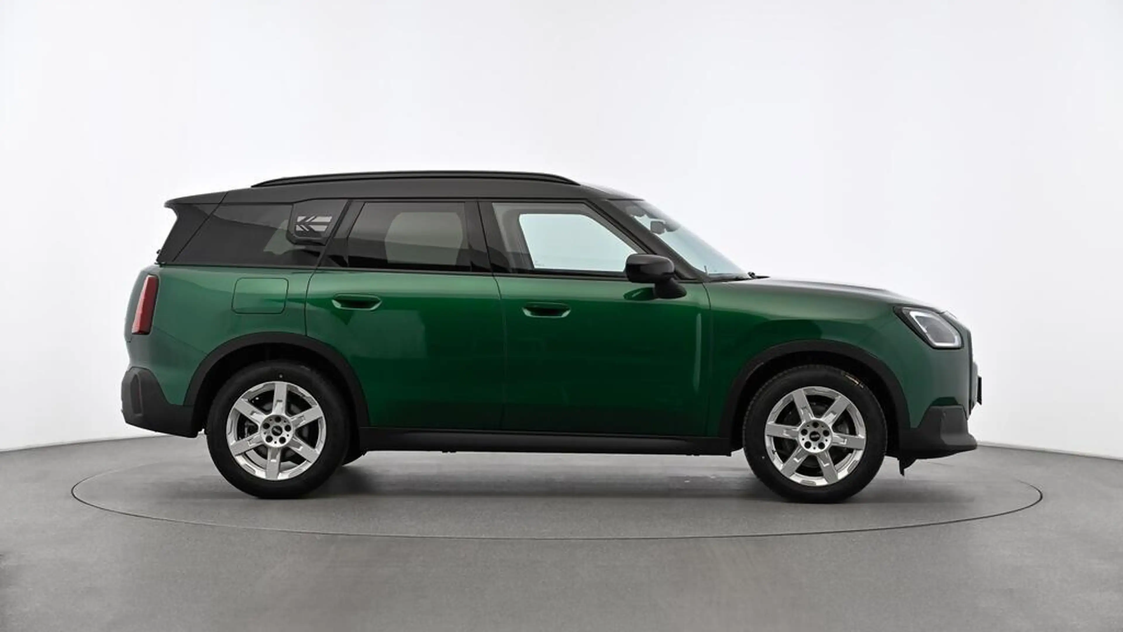 MINI Countryman D — photo 5