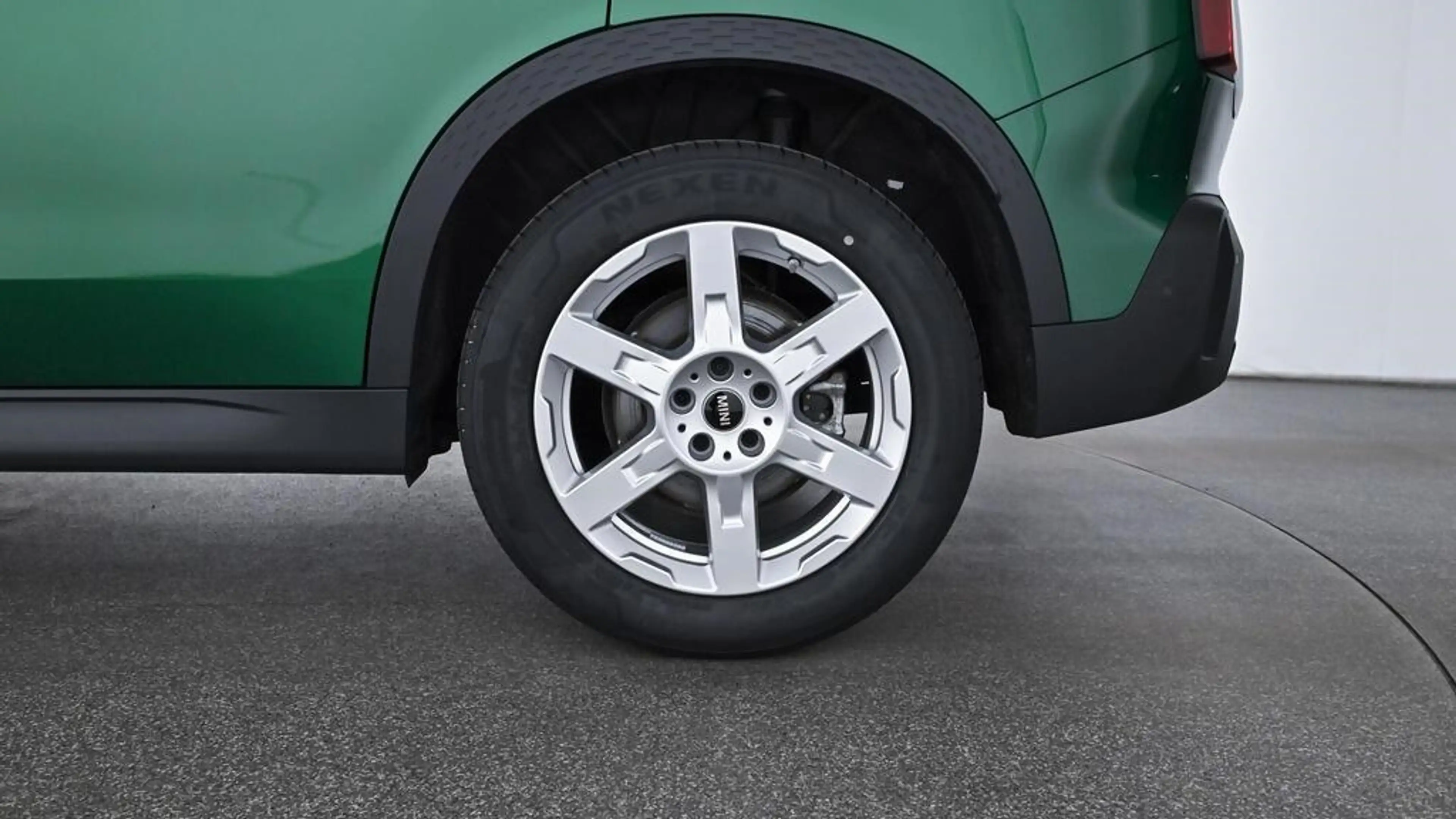 MINI Countryman D — photo 15