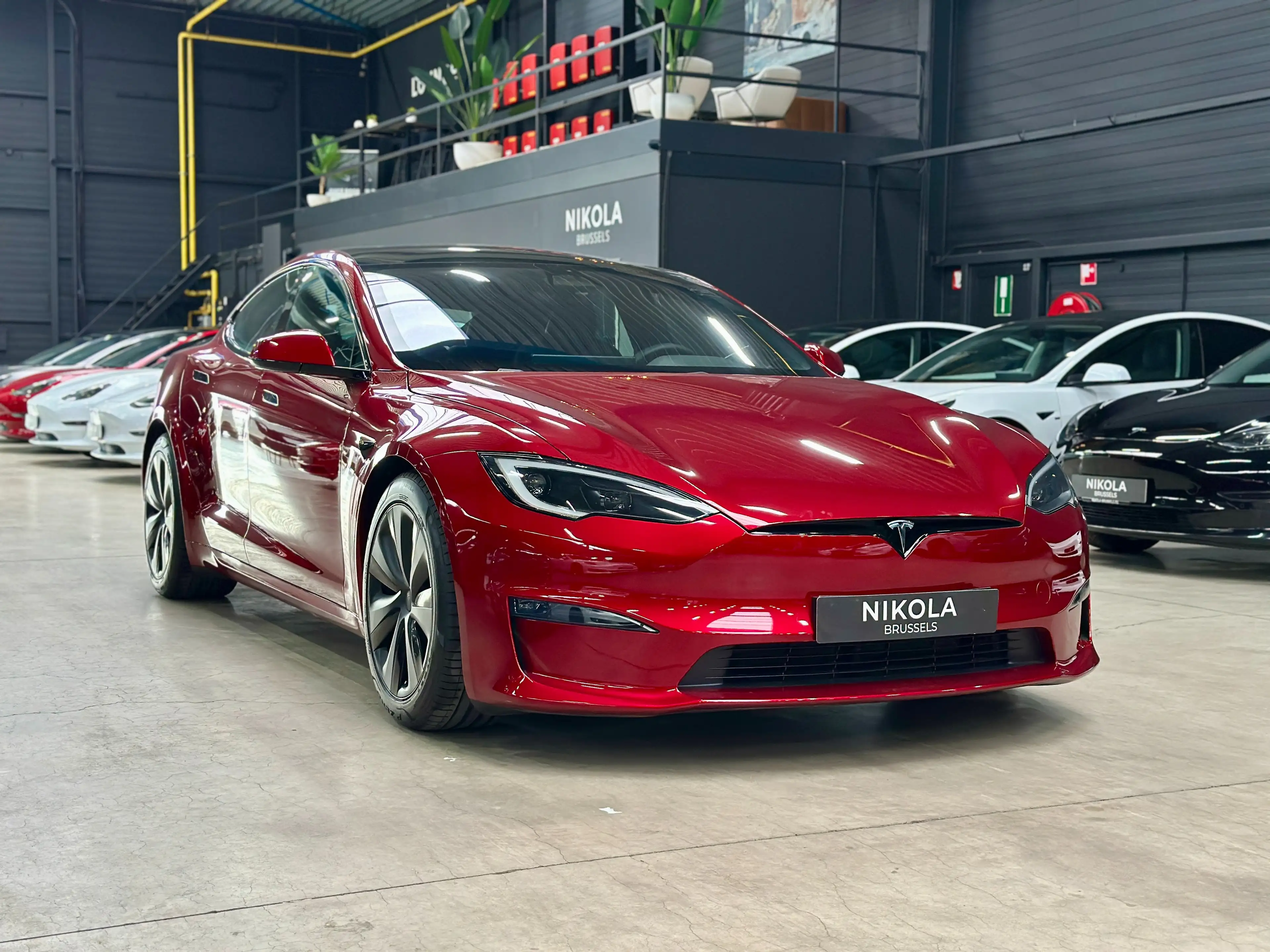 Tesla Model S DUAL MOTOR - ENHANCED AUTOPILOT - BRANDNEW — photo 7