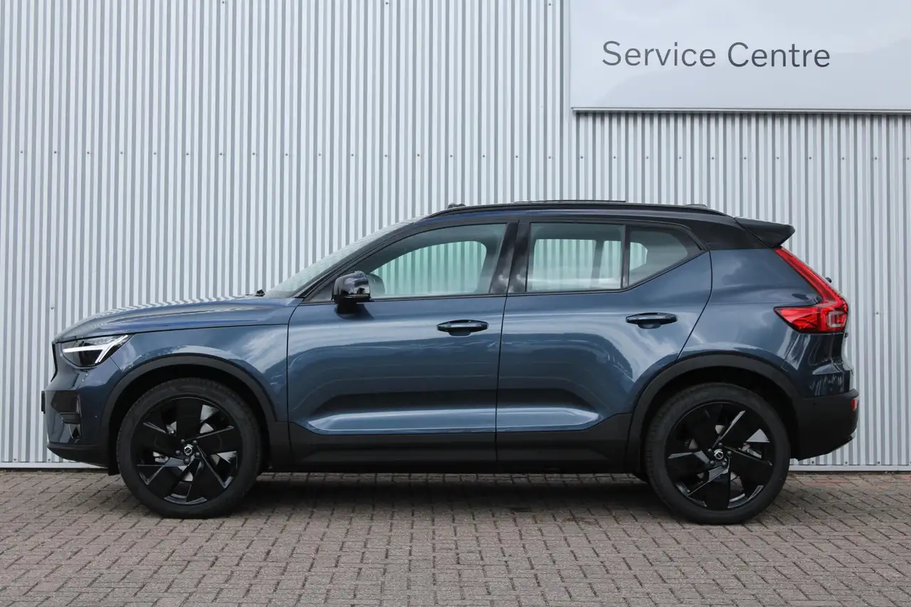 Volvo XC40 2026