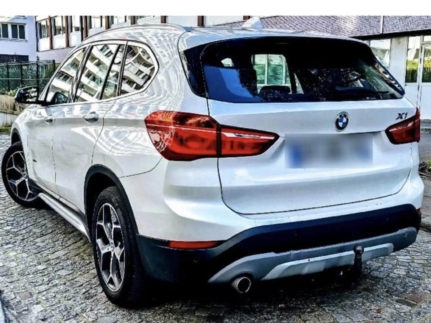 BMW X1 X1 xDrive 18d 150 ch BVA8xLine Blanc - 2