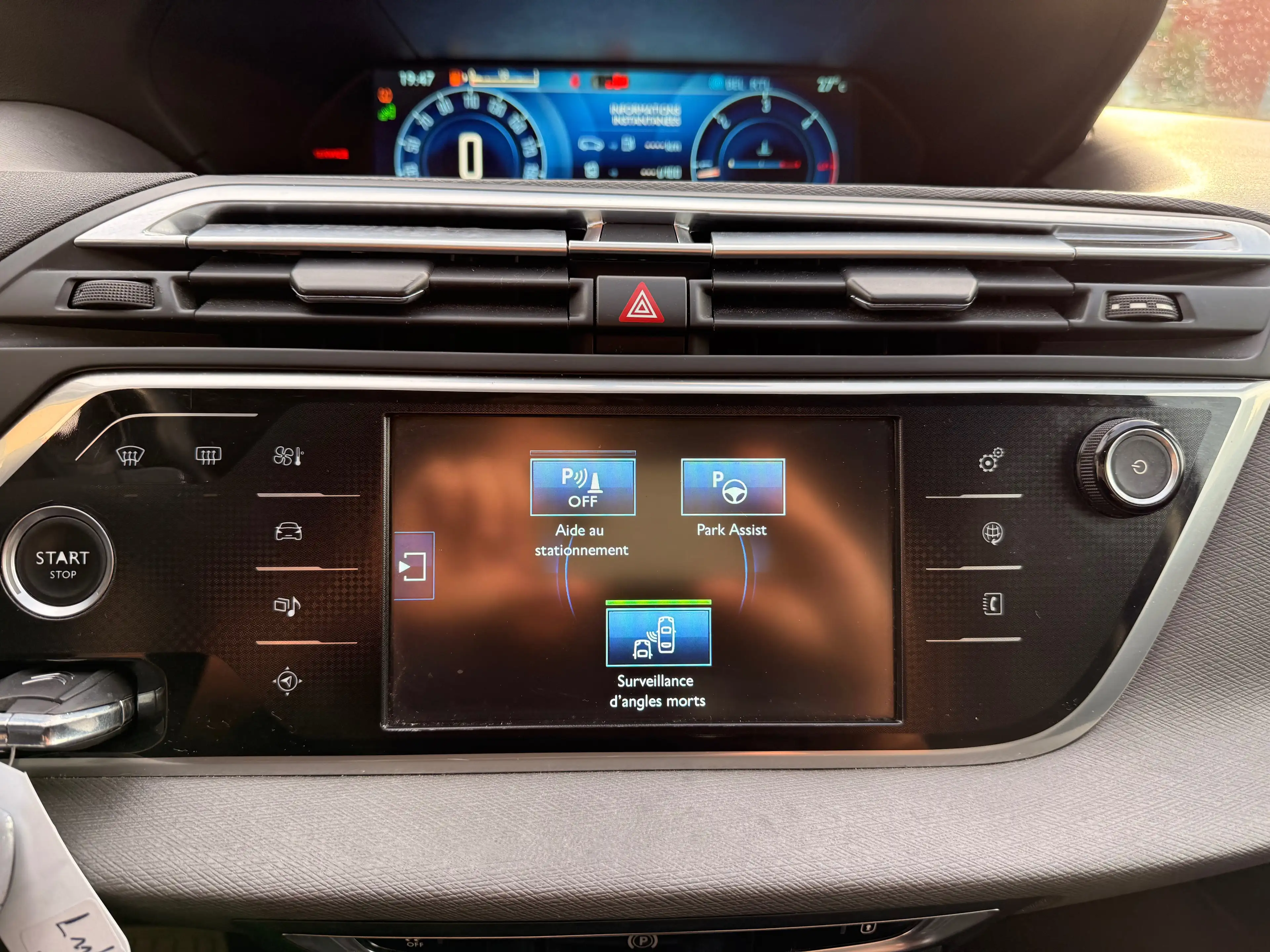 Citroen Grand C4 Picasso C4 Grand Picasso 2.0 BlueHDi Exclusive S — photo 10