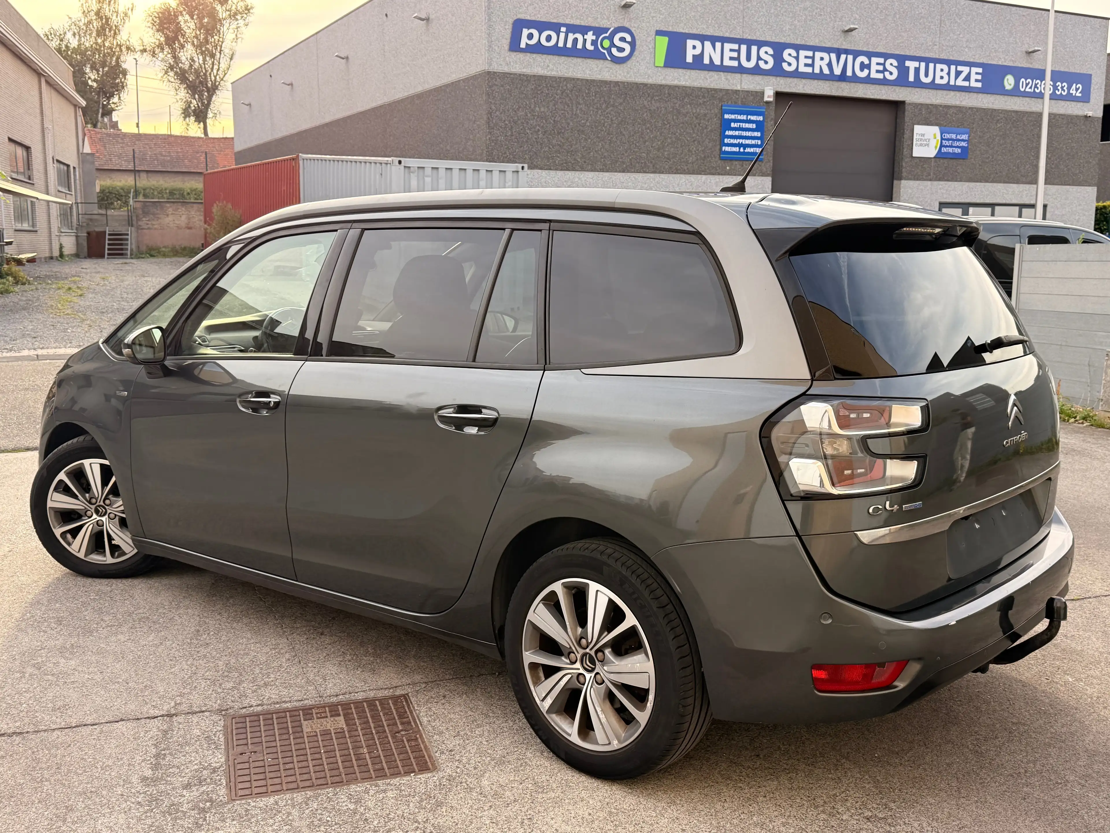 Citroen Grand C4 Picasso C4 Grand Picasso 2.0 BlueHDi Exclusive S — photo 4
