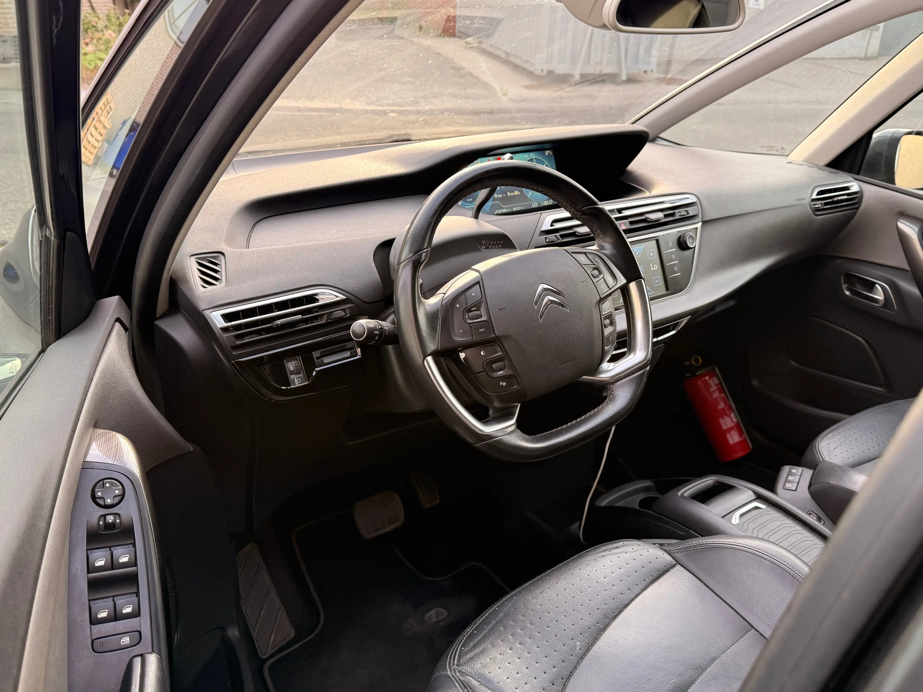 Citroen Grand C4 Picasso C4 Grand Picasso 2.0 BlueHDi Exclusive S — photo 6