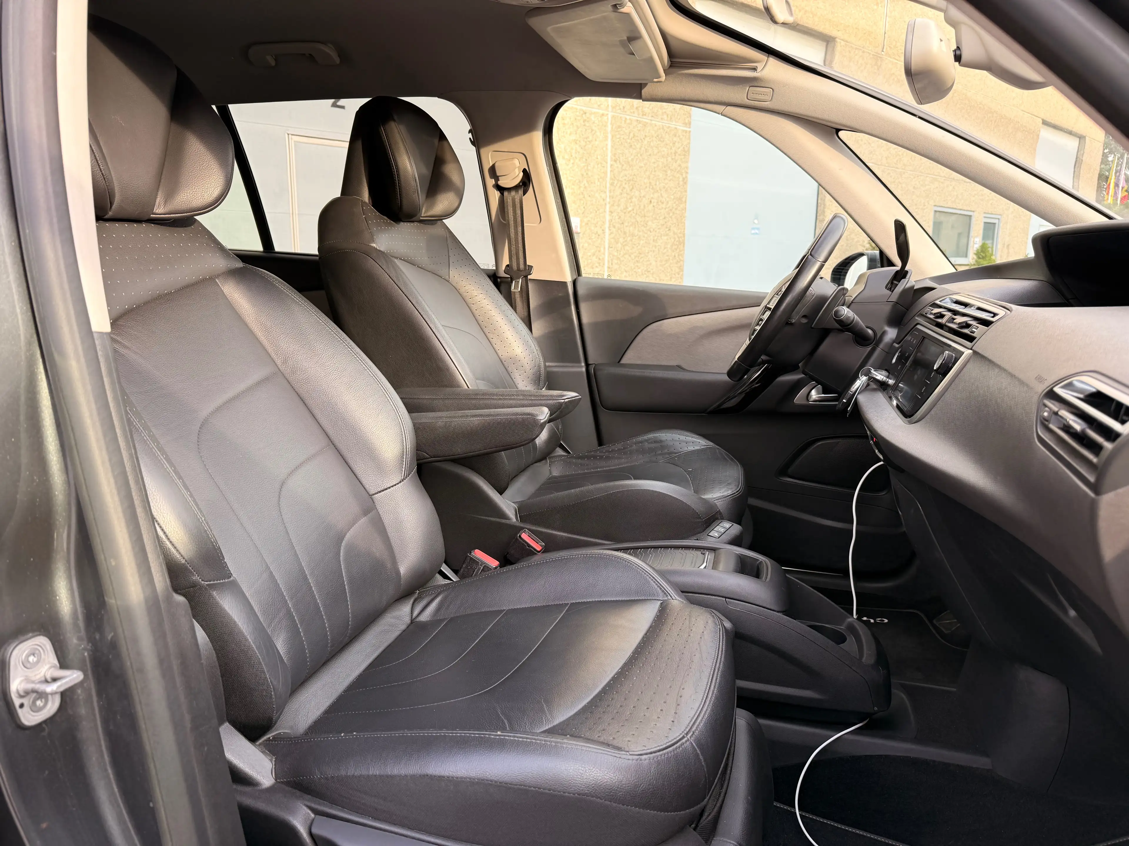 Citroen Grand C4 Picasso C4 Grand Picasso 2.0 BlueHDi Exclusive S — photo 15