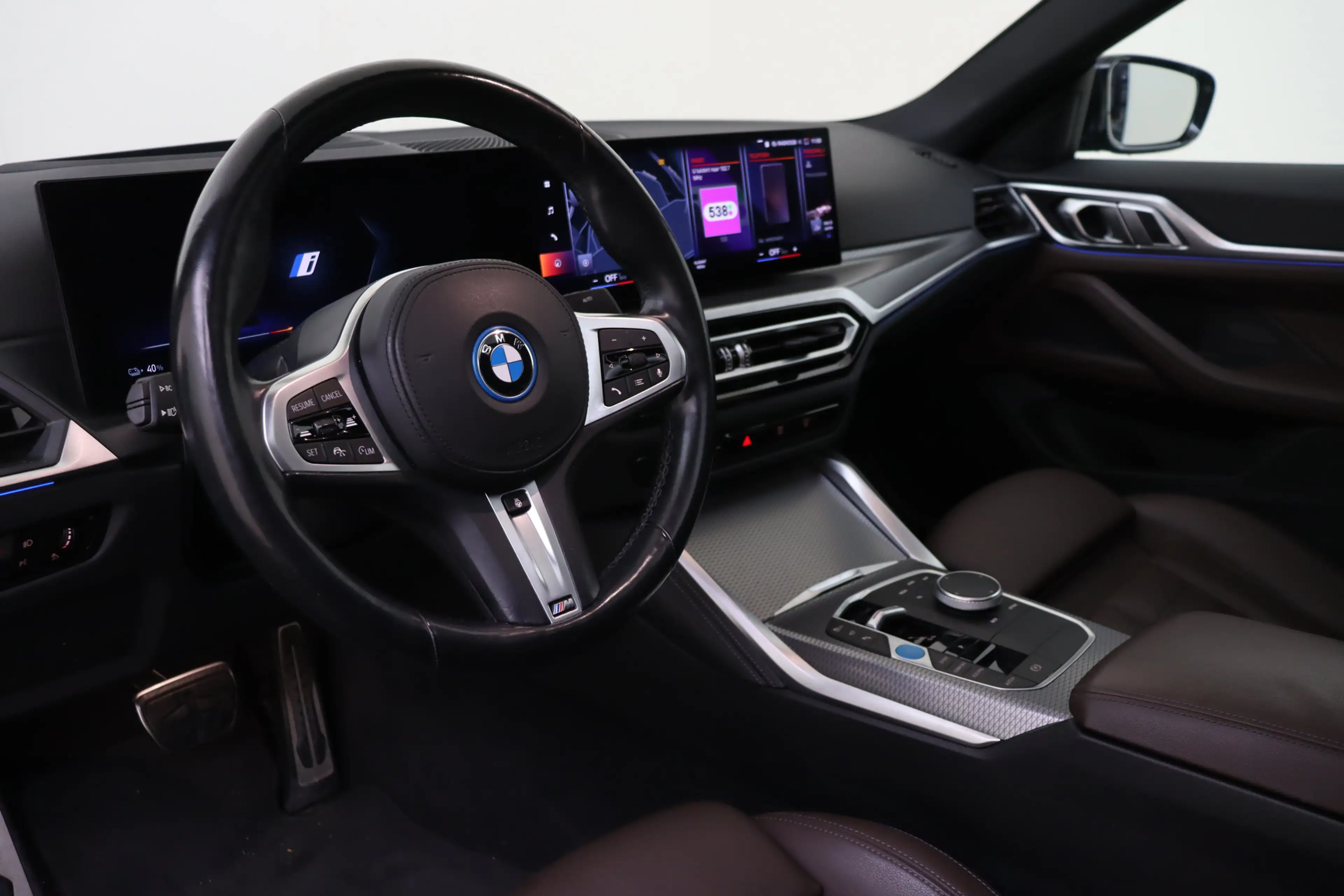 BMW i4 eDrive40 High Executive M Sport / Schuif-kanteldak — photo 3