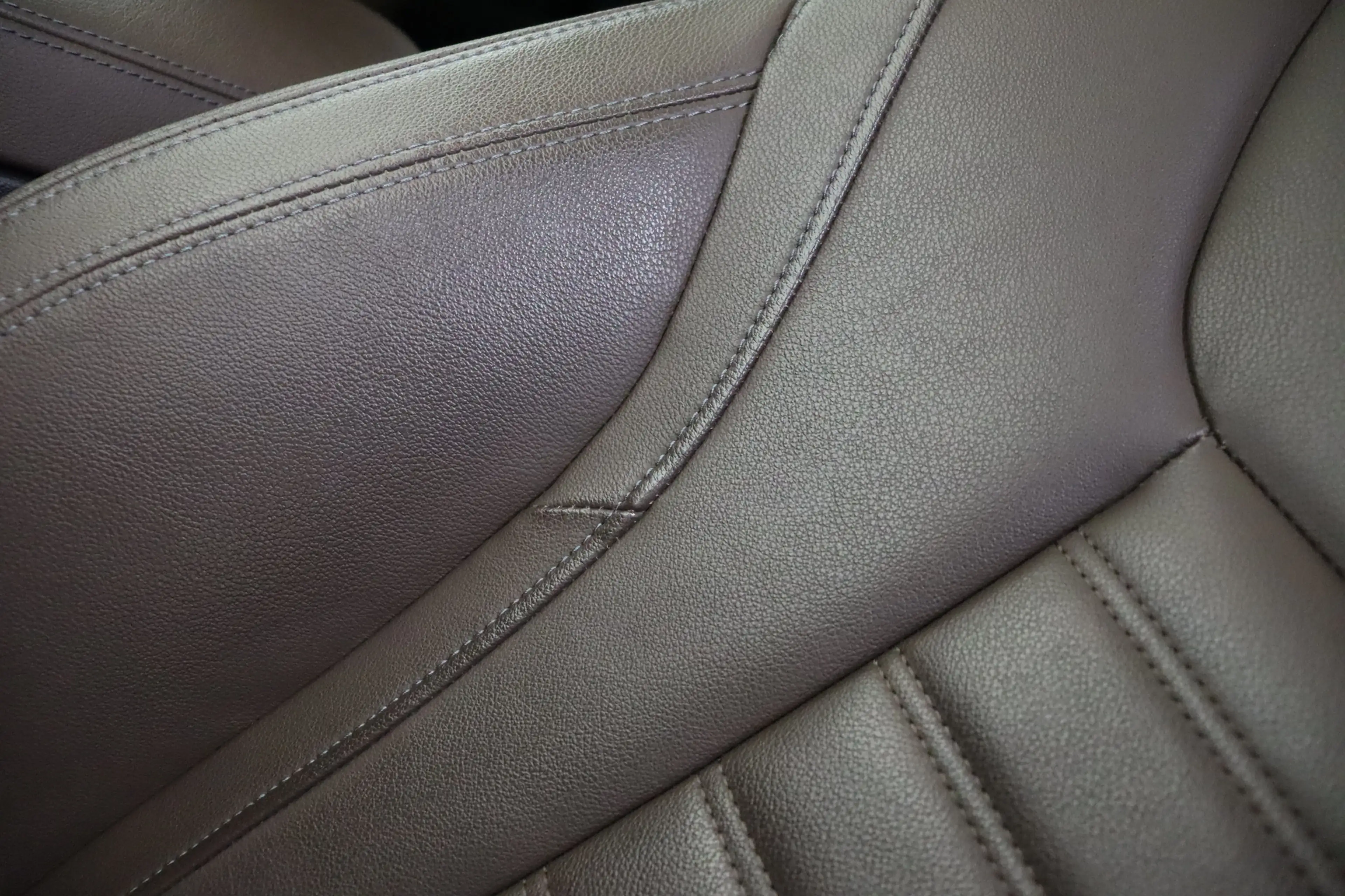 BMW i4 eDrive40 High Executive M Sport / Schuif-kanteldak — photo 9