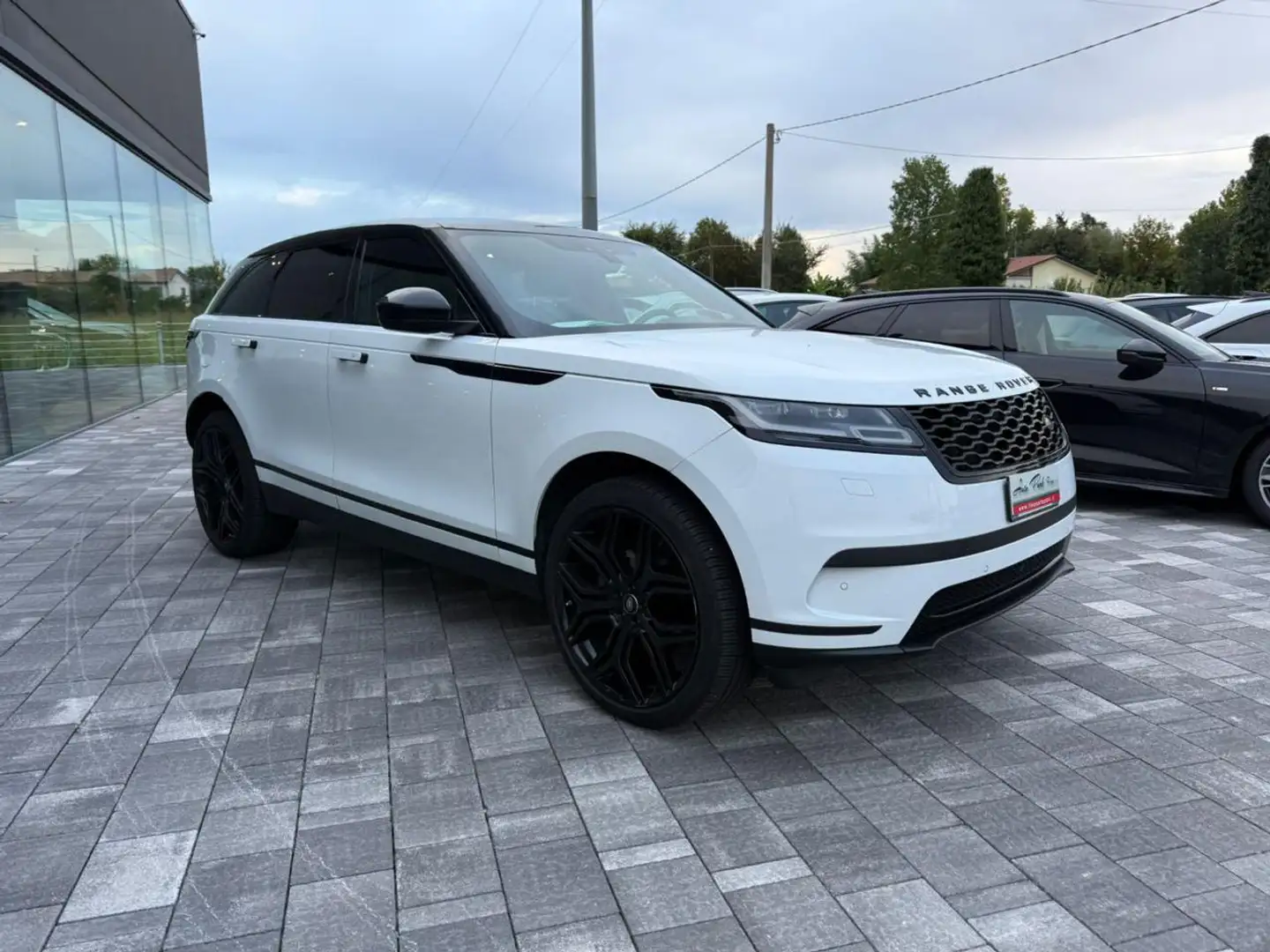 Land Rover Range Rover Velar 2.0D I4 240 cv S Wit - 2