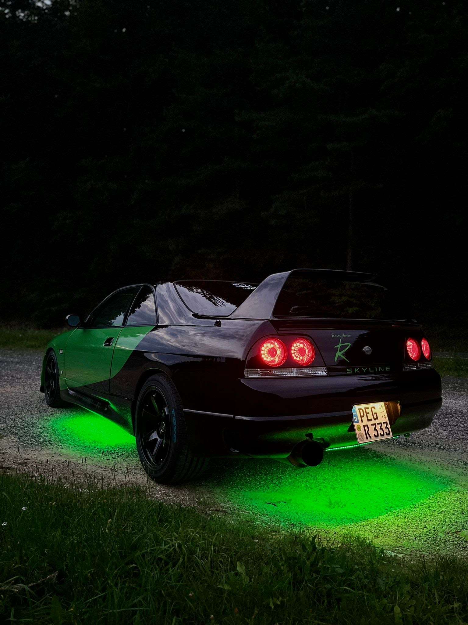 Second hand Nissan Skyline 
