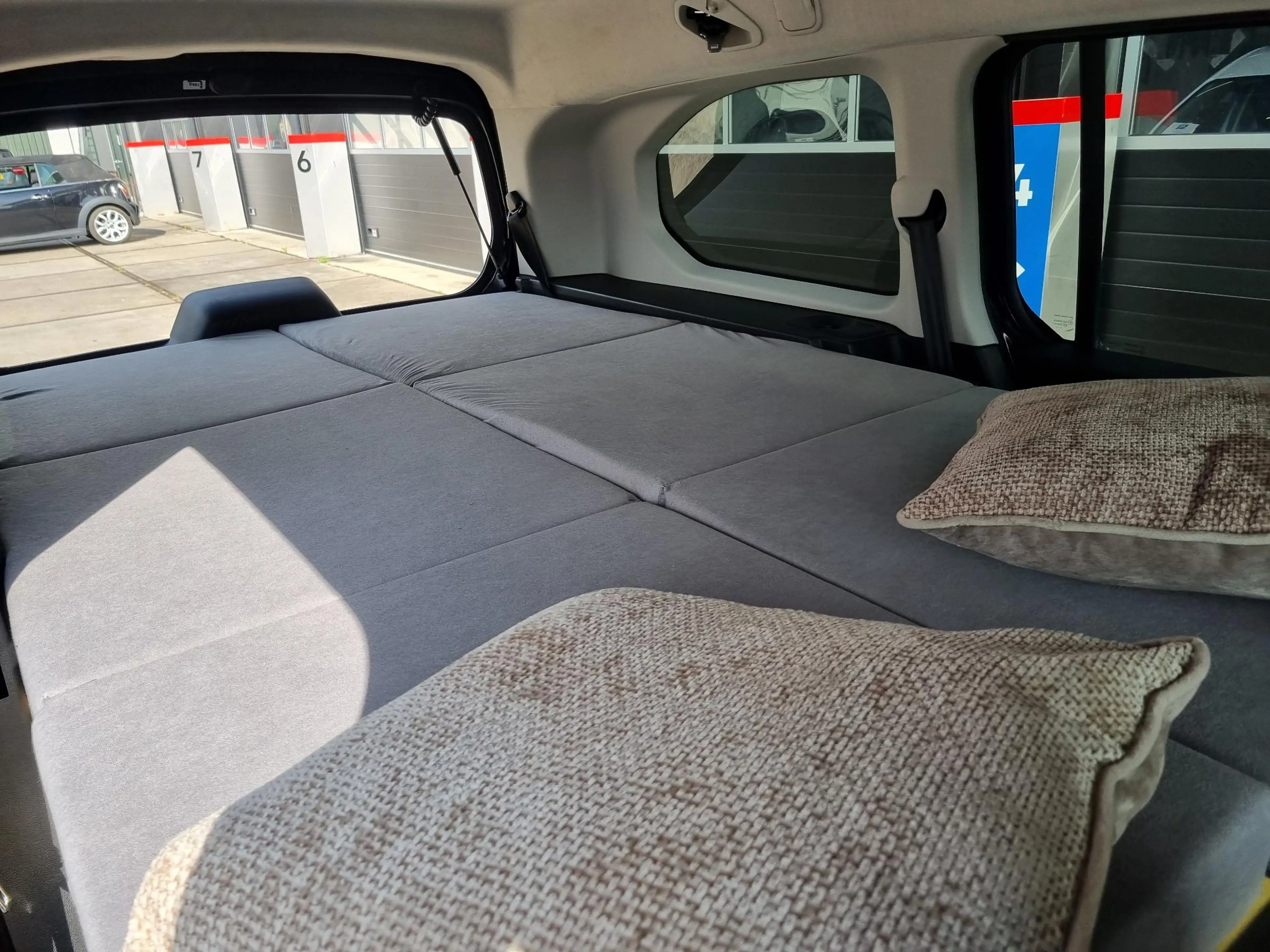 Opel Combo Tour 1.2 Turbo L2H1 Edition MINICAMPER — photo 13