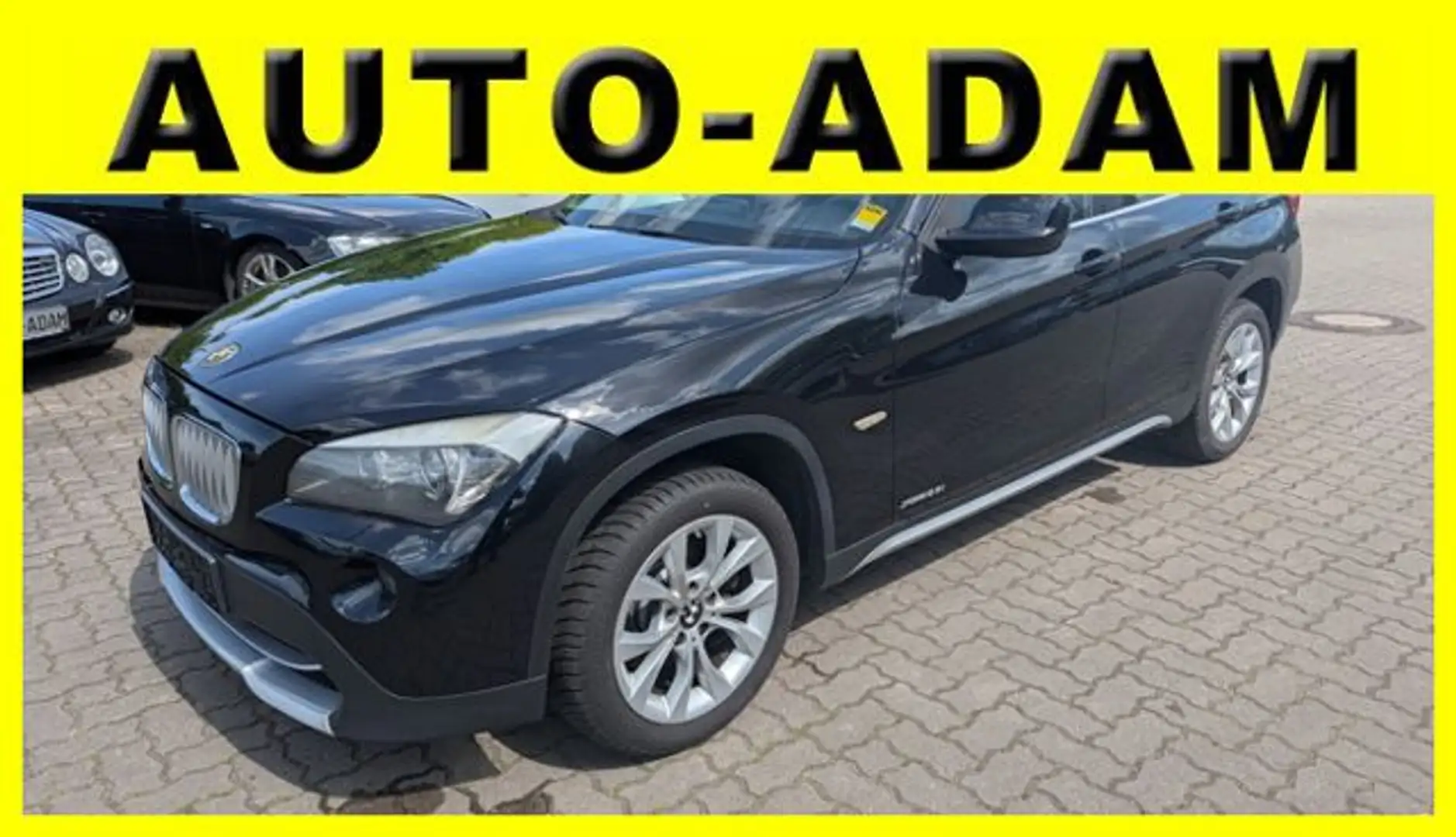 BMW X1 xDrive 28i*Automatik*Panorama*Motorschaden* Zwart - 1