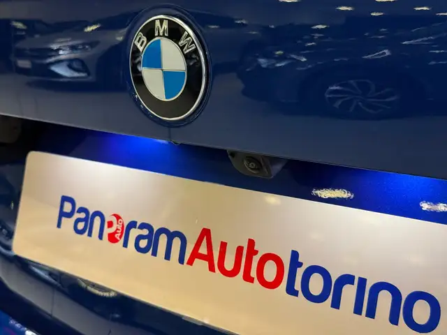 BMW 1 Series view 13