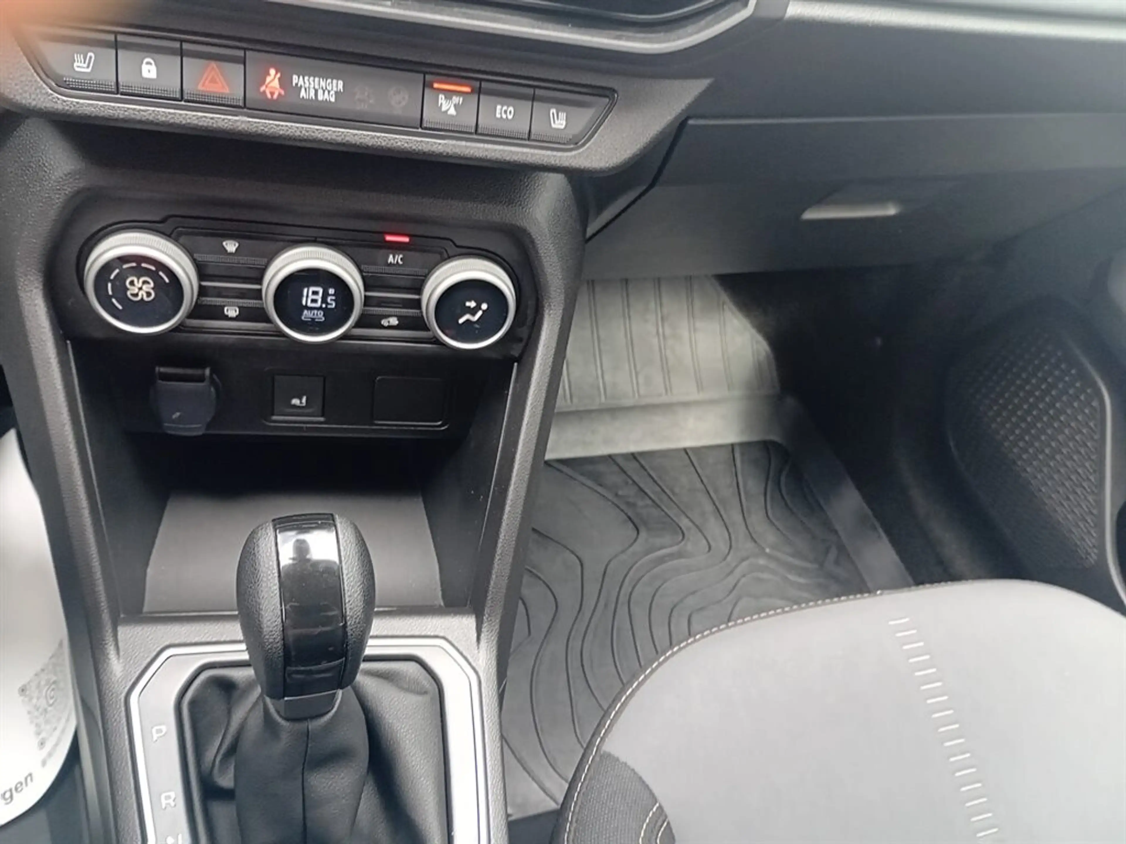 Dacia Jogger Extreme Hybrid 140 5-sitzig — photo 9