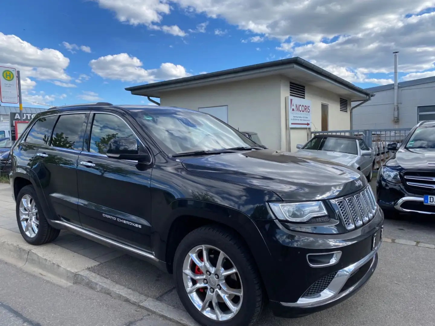 Jeep Grand Cherokee Summit 3.0 V6 M.-Jet 184kW Auto. Negro - 2
