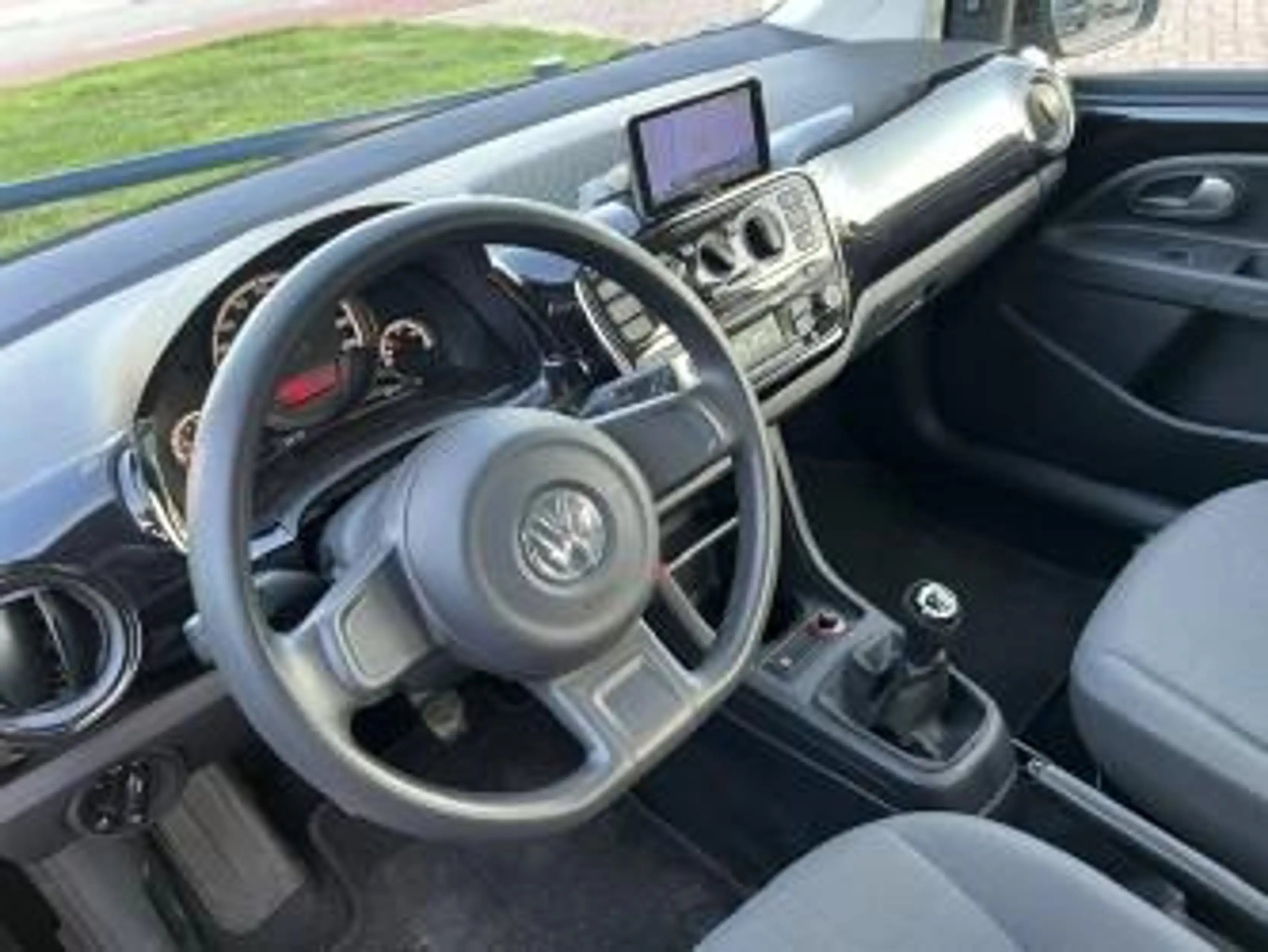 Volkswagen up! 1.0 move up! BlueMotion NAVI / AIRCO / 5-DEURS / — photo 10