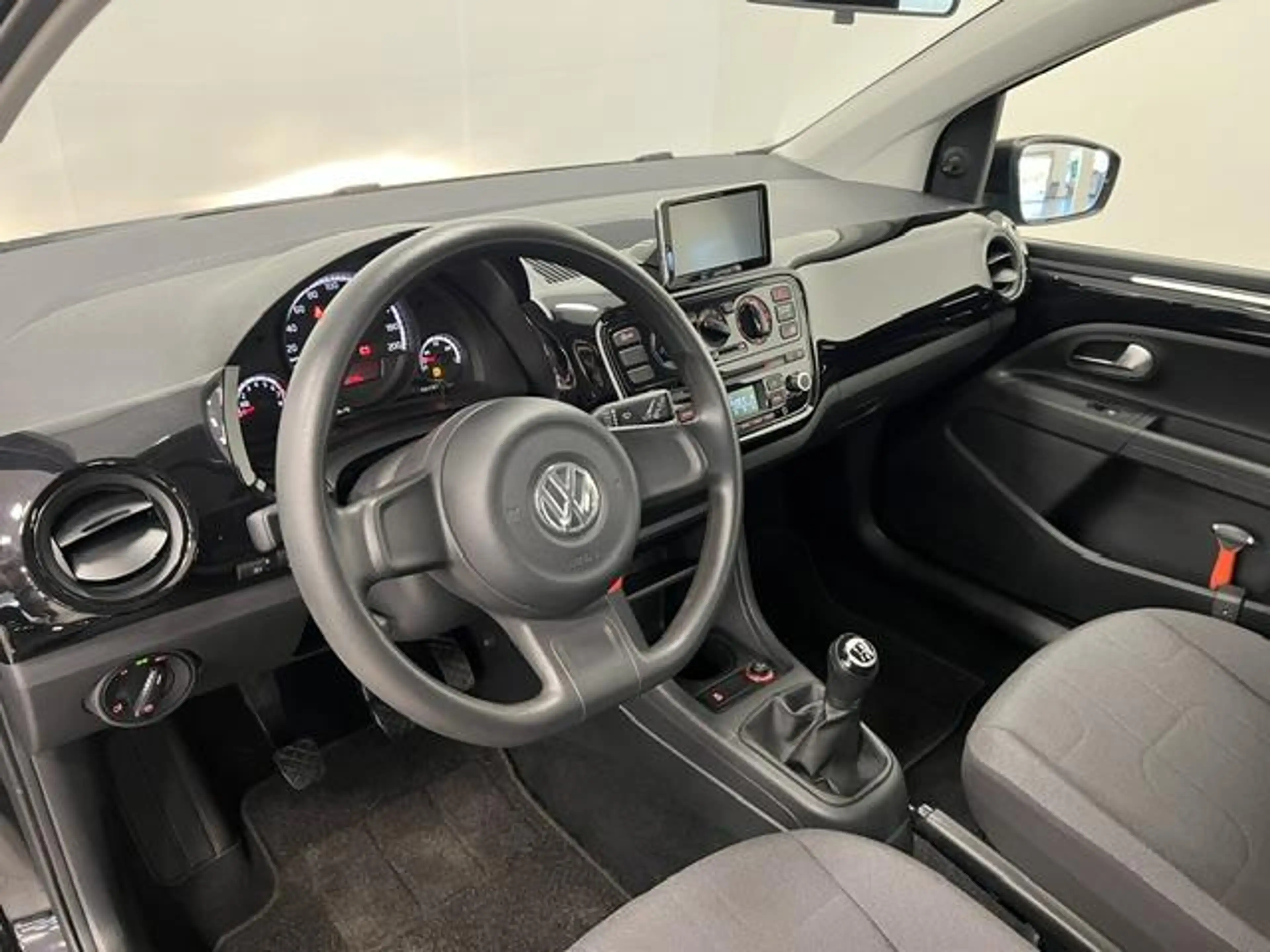 Volkswagen up! 1.0 move up! BlueMotion NAVI / AIRCO / 5-DEURS / — photo 7