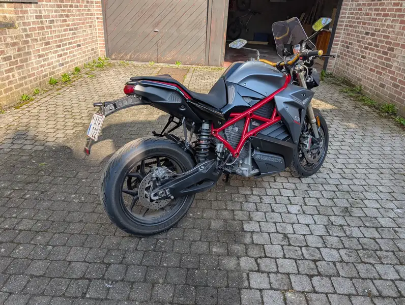 Energica Eva Ribelle - foto 4
