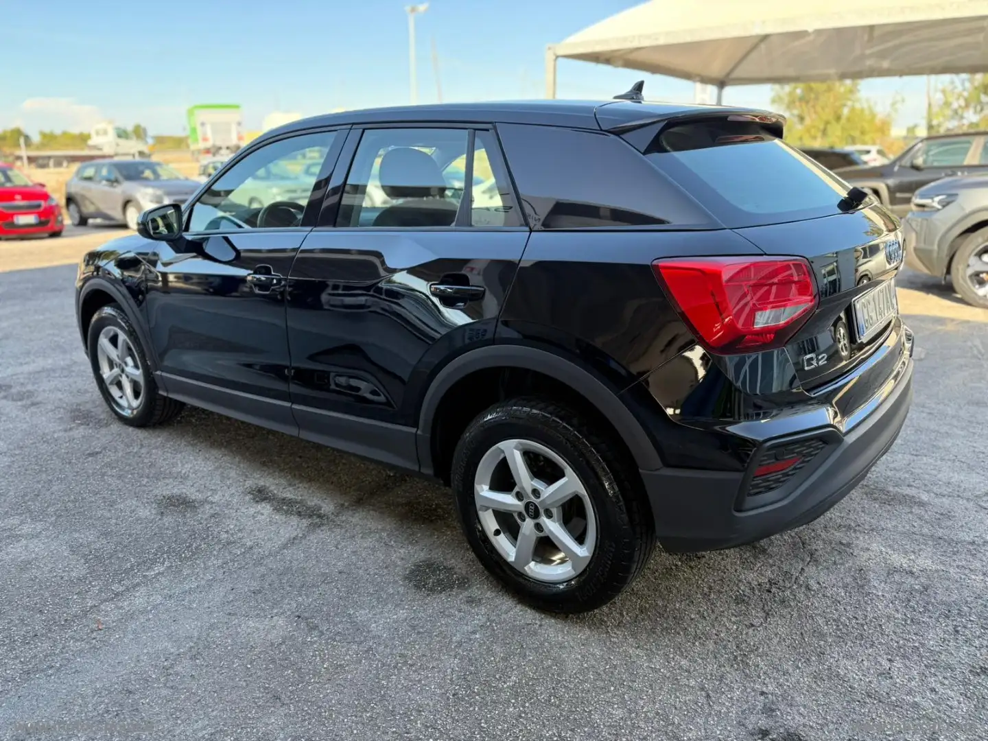 Audi Q2 30 TDI S tronic Business Plus Nero - 2